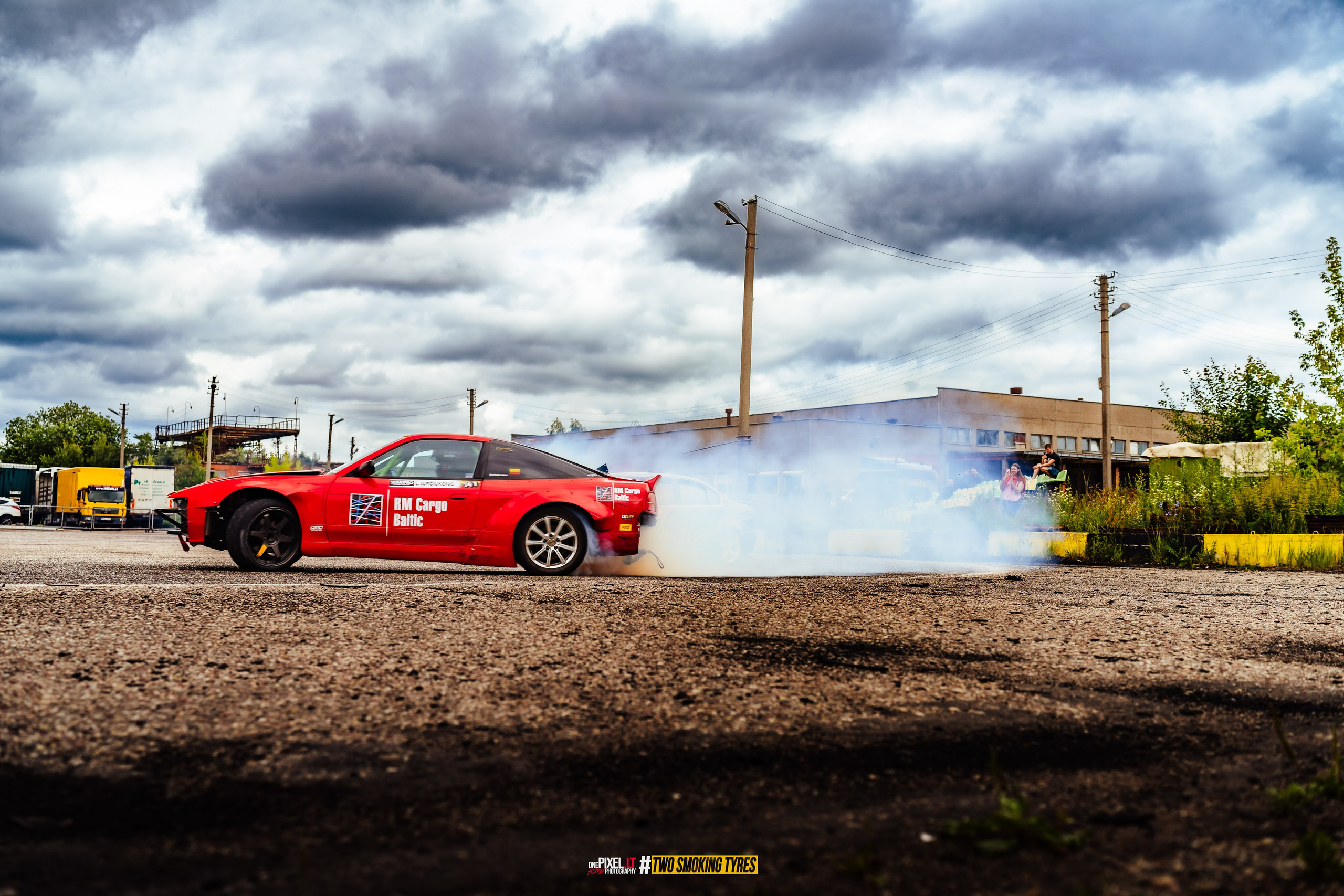 Side to Side #DRIFTDAY. OnePIXEL