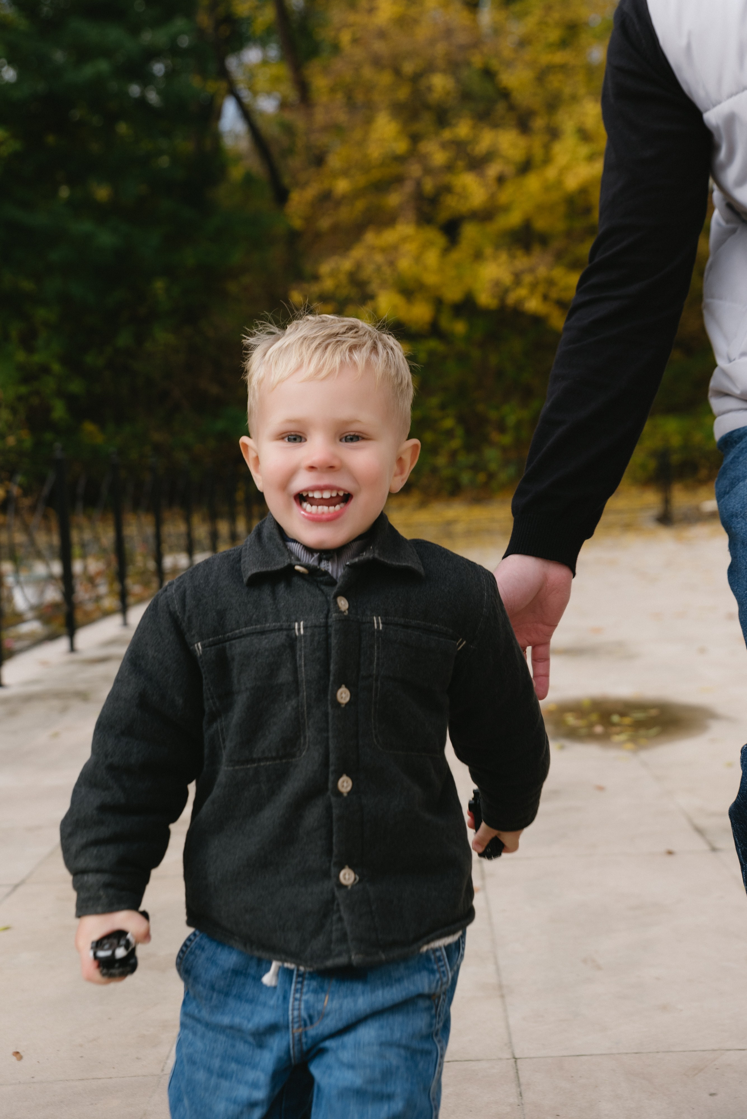 Sesja rodzinna Hanna, Vlad & Matvei. Eugene Save – Fotograf Ślubny i Rodzinny | Warszawa i Cała Polska