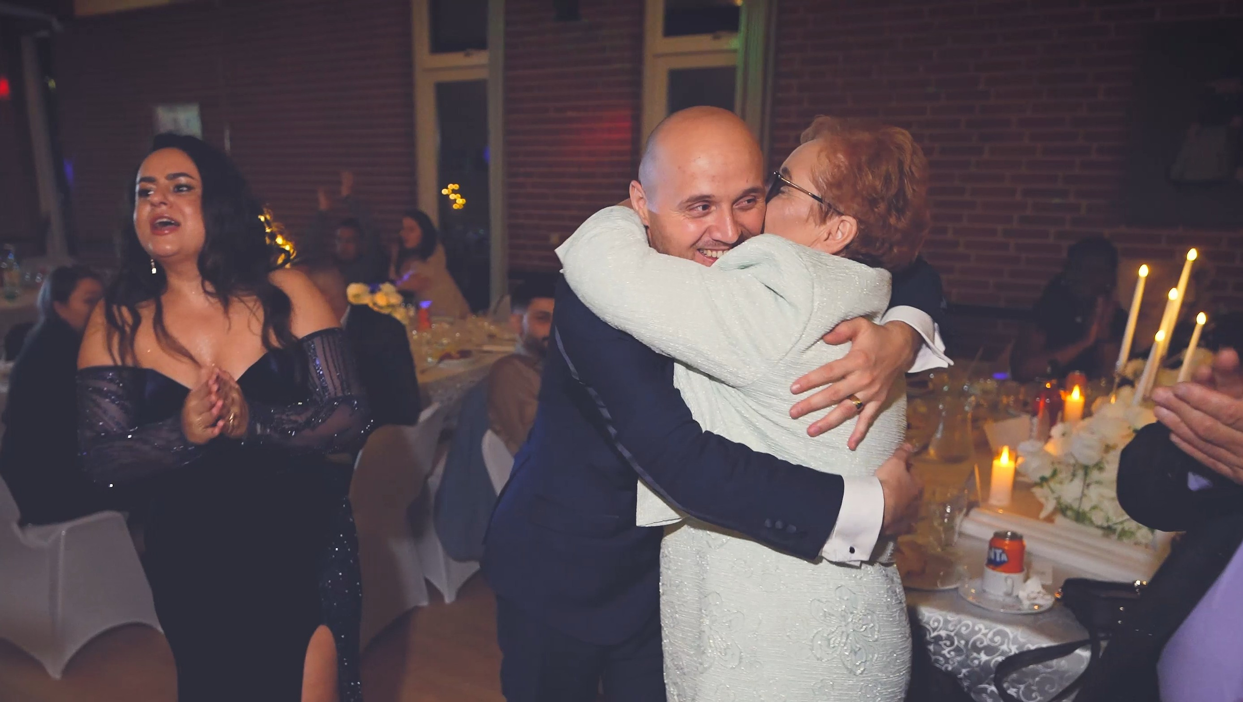 Videografie nunta si botez Danemarca Horsens, Odense – AlexEvents. AlexEvents Fotograf / Videograf de evenimente Danemarca DK Horsens, Arhus, Odense, Vejle.Nunta, botez, foto-studio