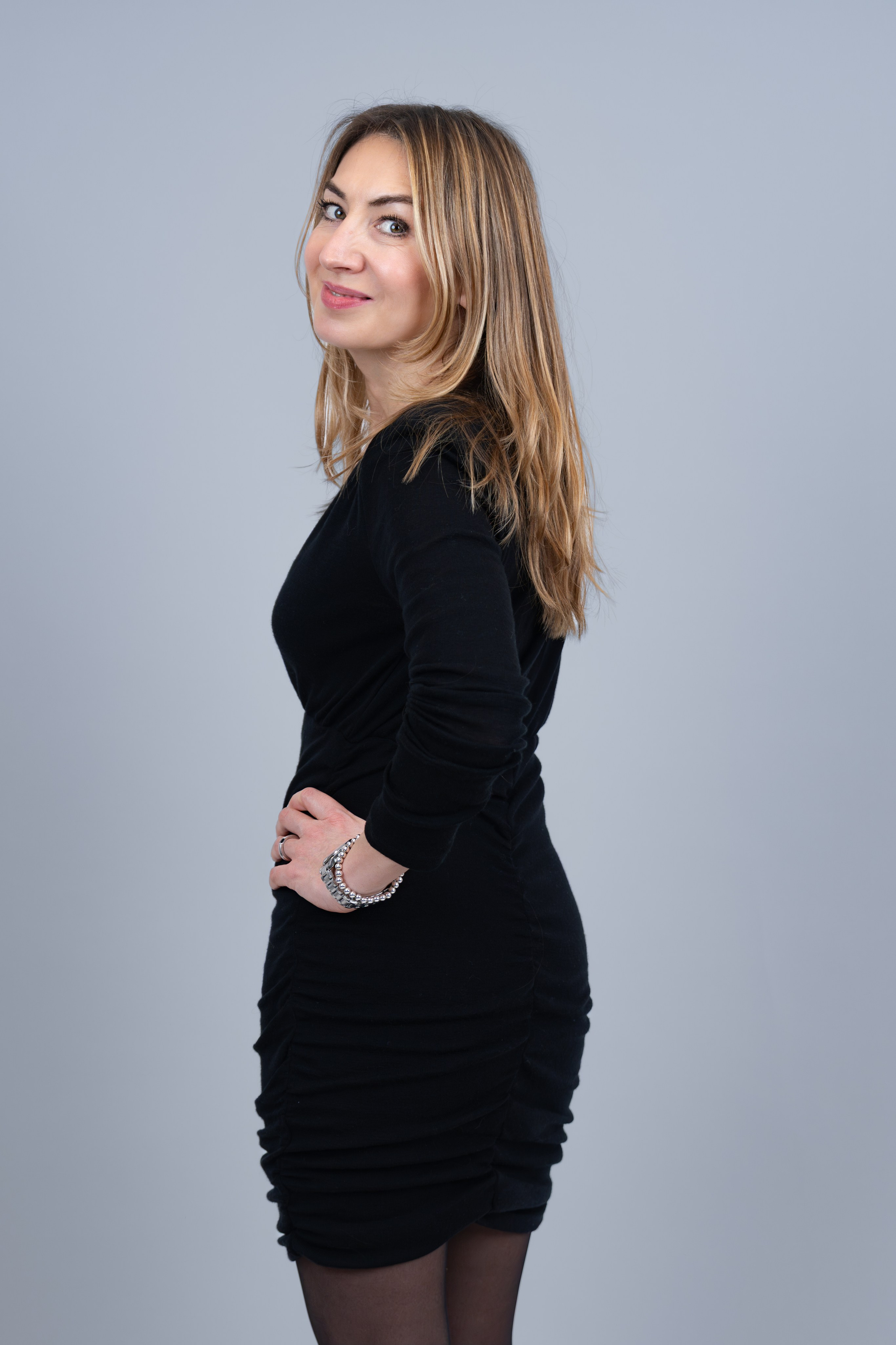 Natali. Nina — Fashion & Beauty Photographer in Paris | Portrait Photoshoots