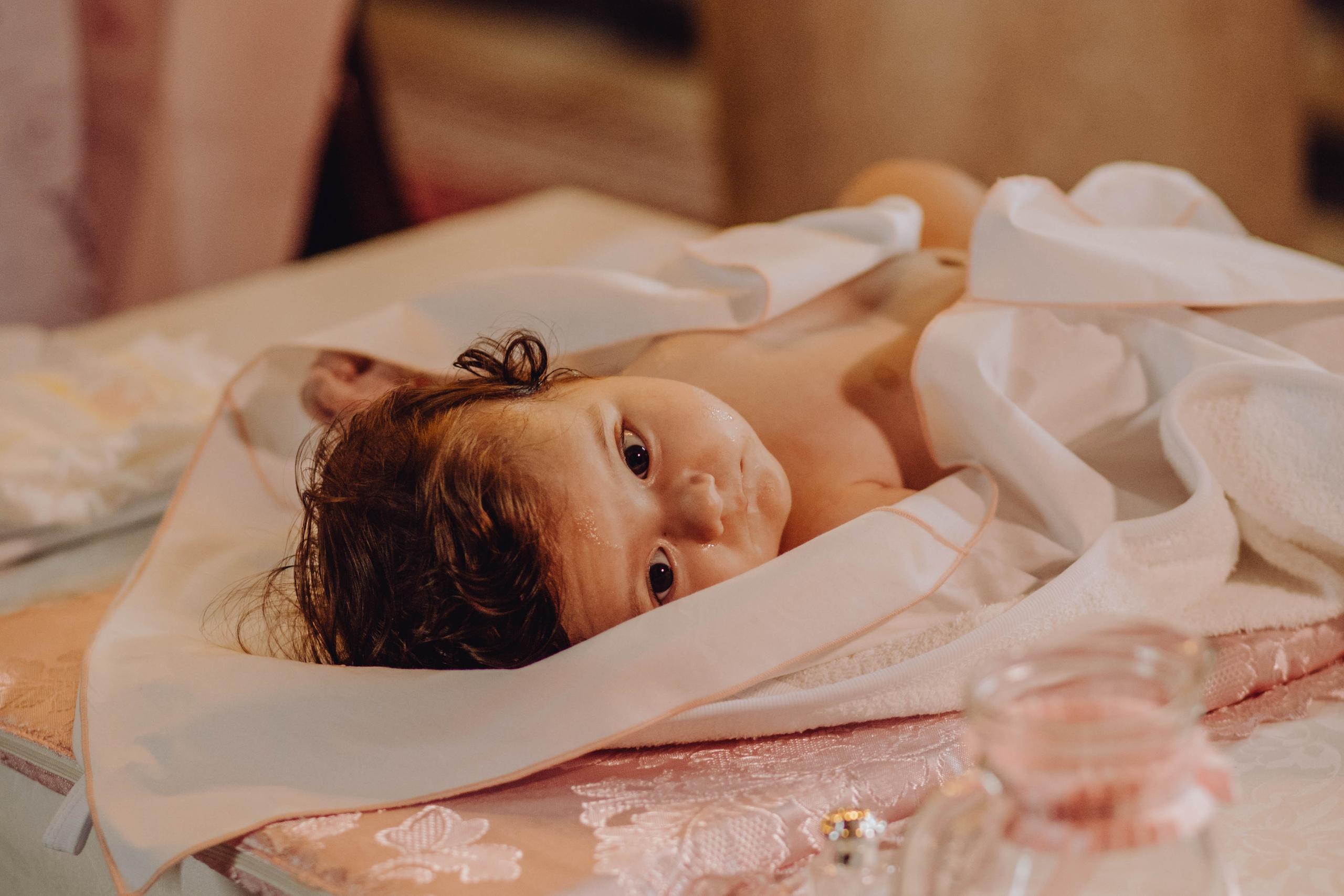 Zaira. Wedding & couple photographer from Romania Rut Vetan