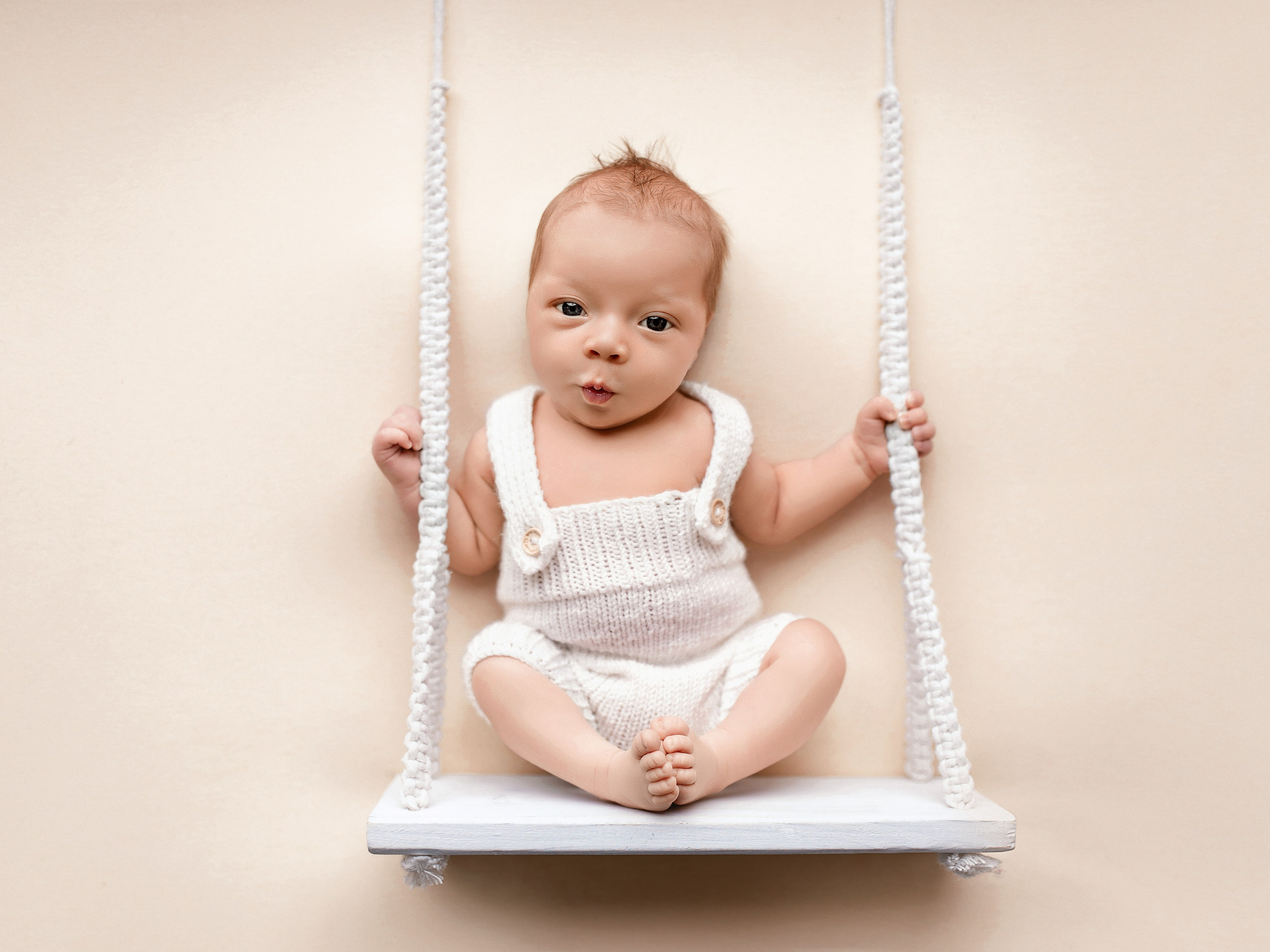 Esu Aleksandra naujagimių ir kudikių fotografė iš Vilniaus