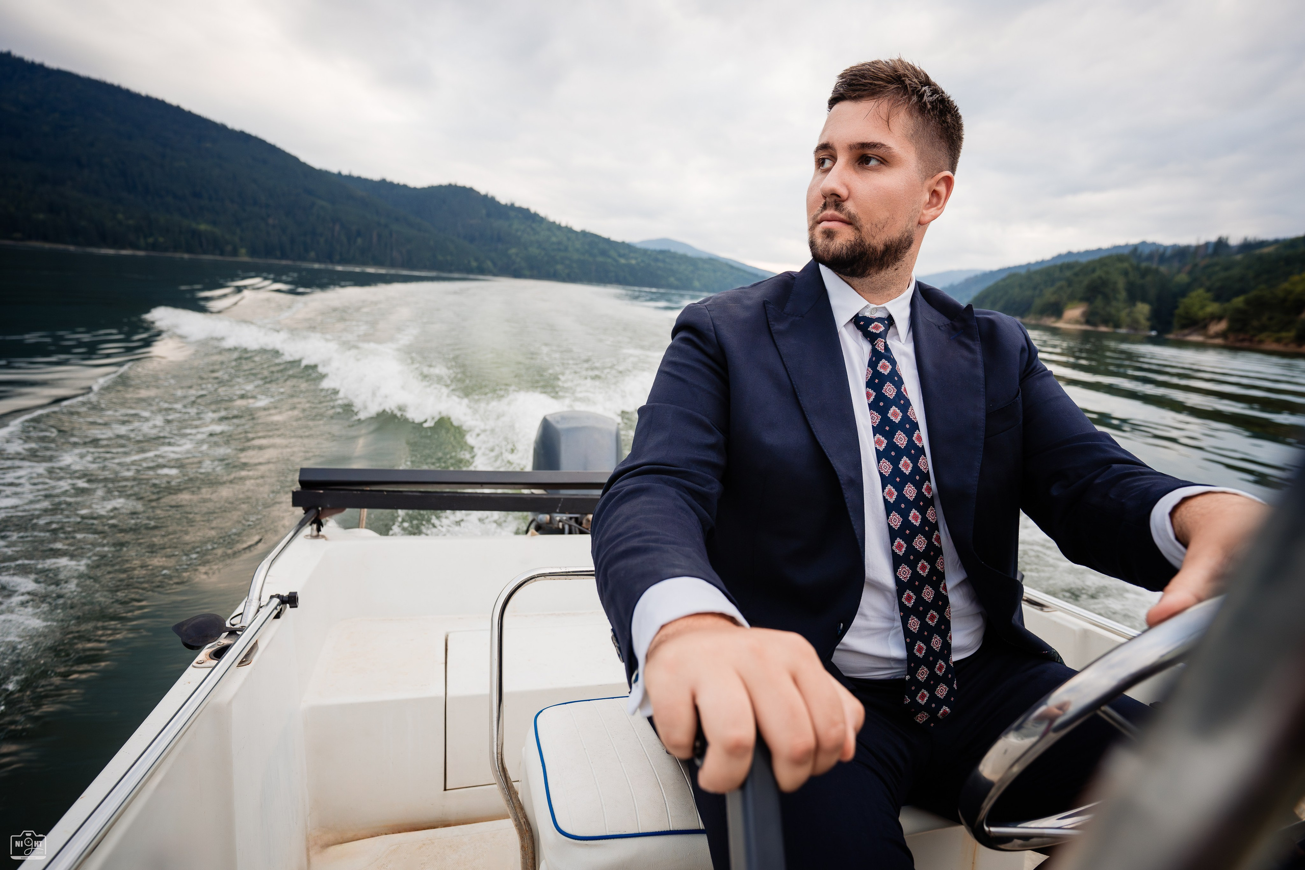 Iulian Arsinte | Fotograf Nunta | R+G. Iulian Arsinte - Fotograf de Nunta - Neamt, Bacau, Suceava, Iasi