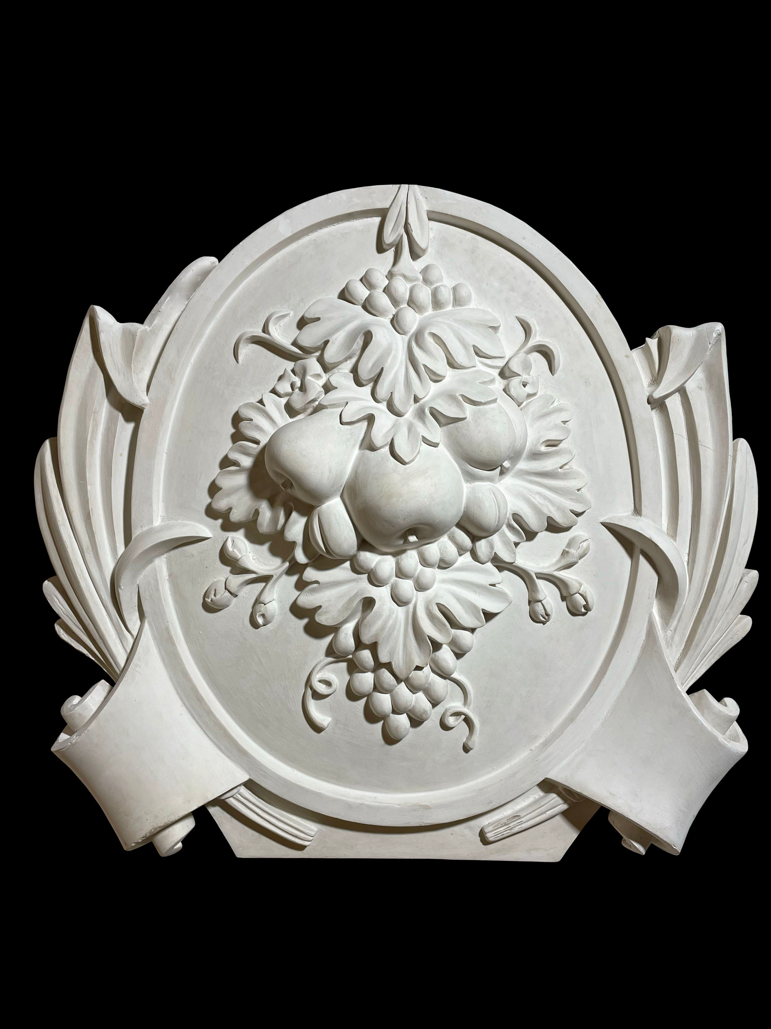 Cartouche Centerpiece. Plaster molding