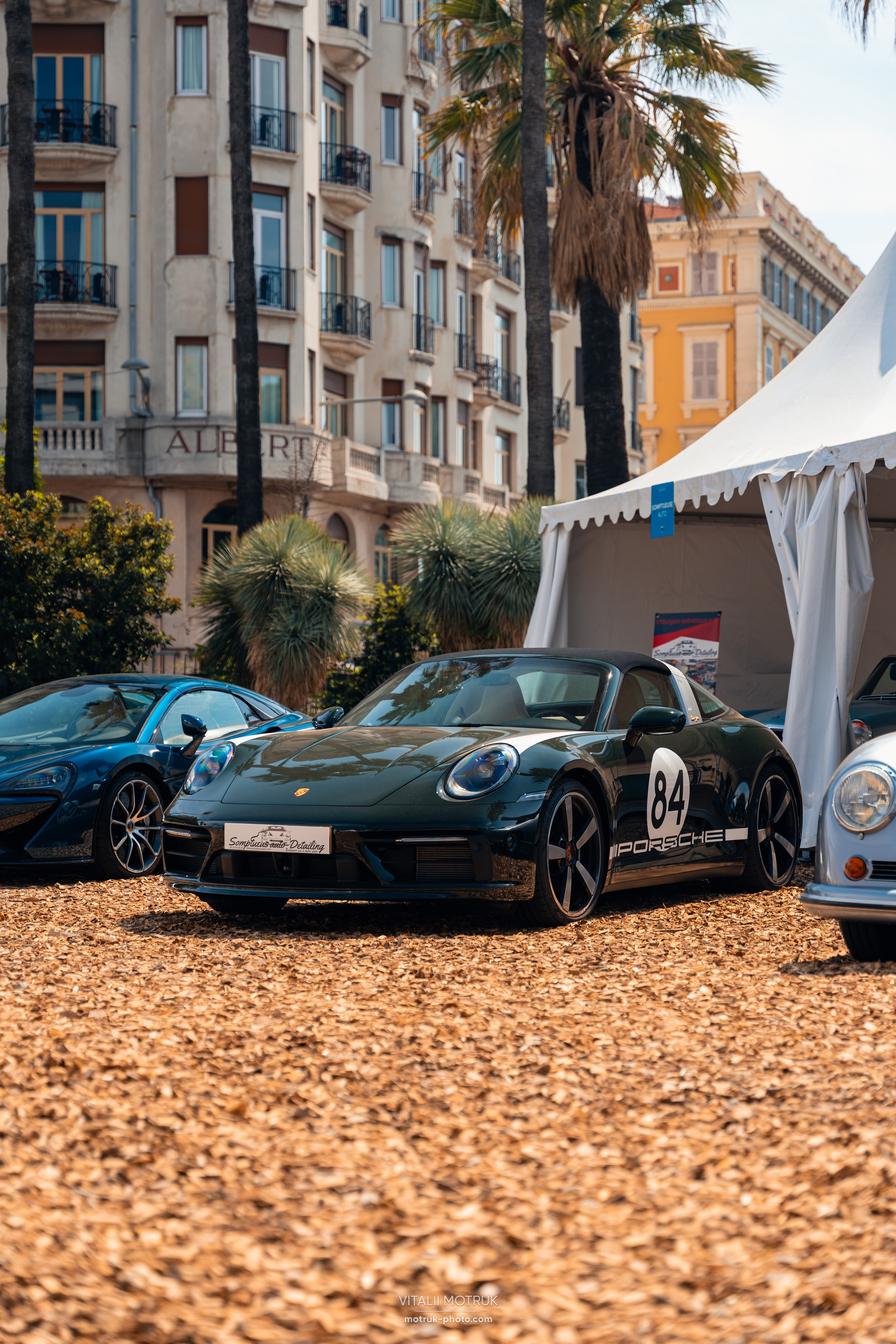 Legends de Nice. Photographe de voitures à Paris — Vitalii Motruk