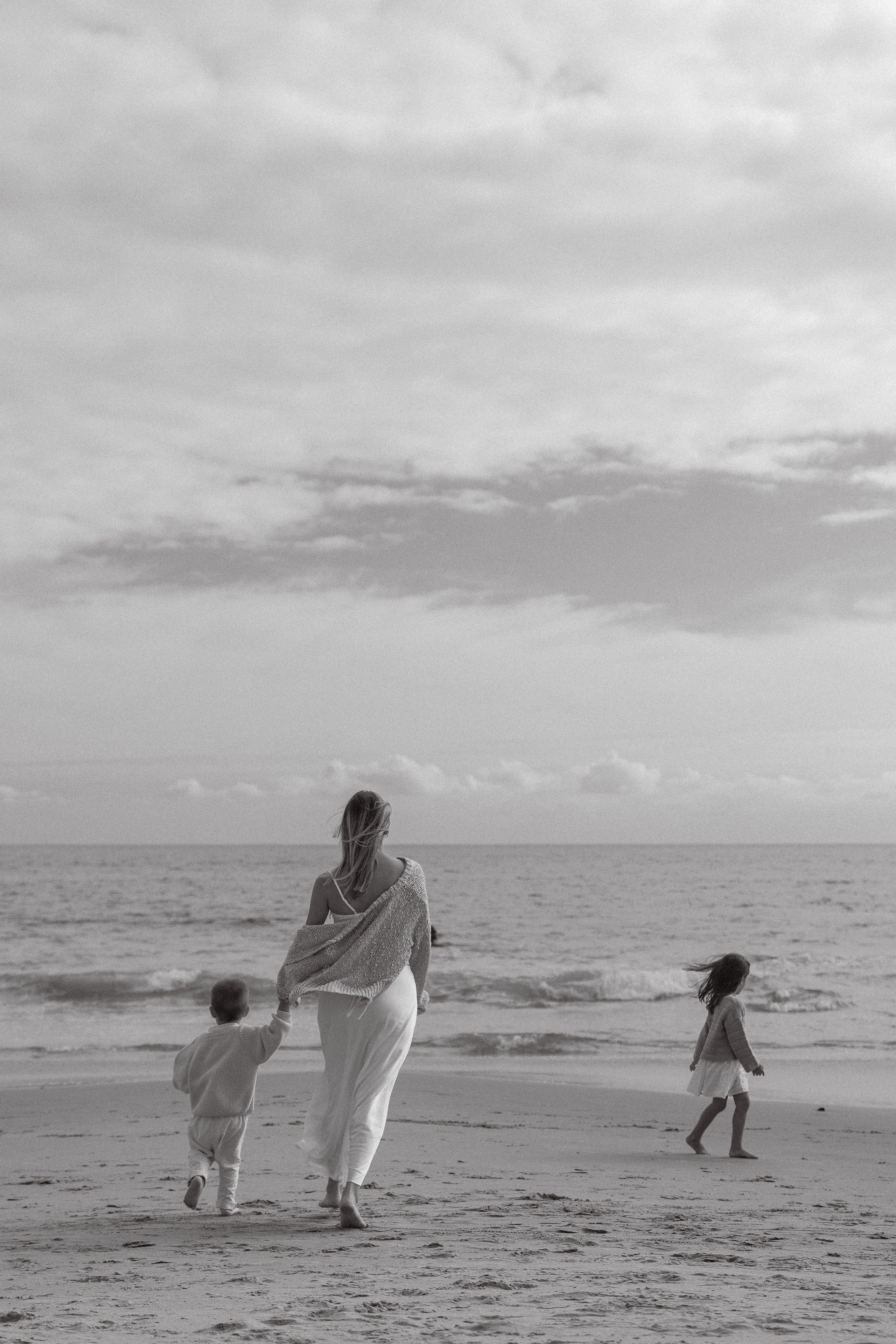 Memorable the Beach Day. Portrait, family, maternity & wedding photography & videography in SoCal Kseni Vibe