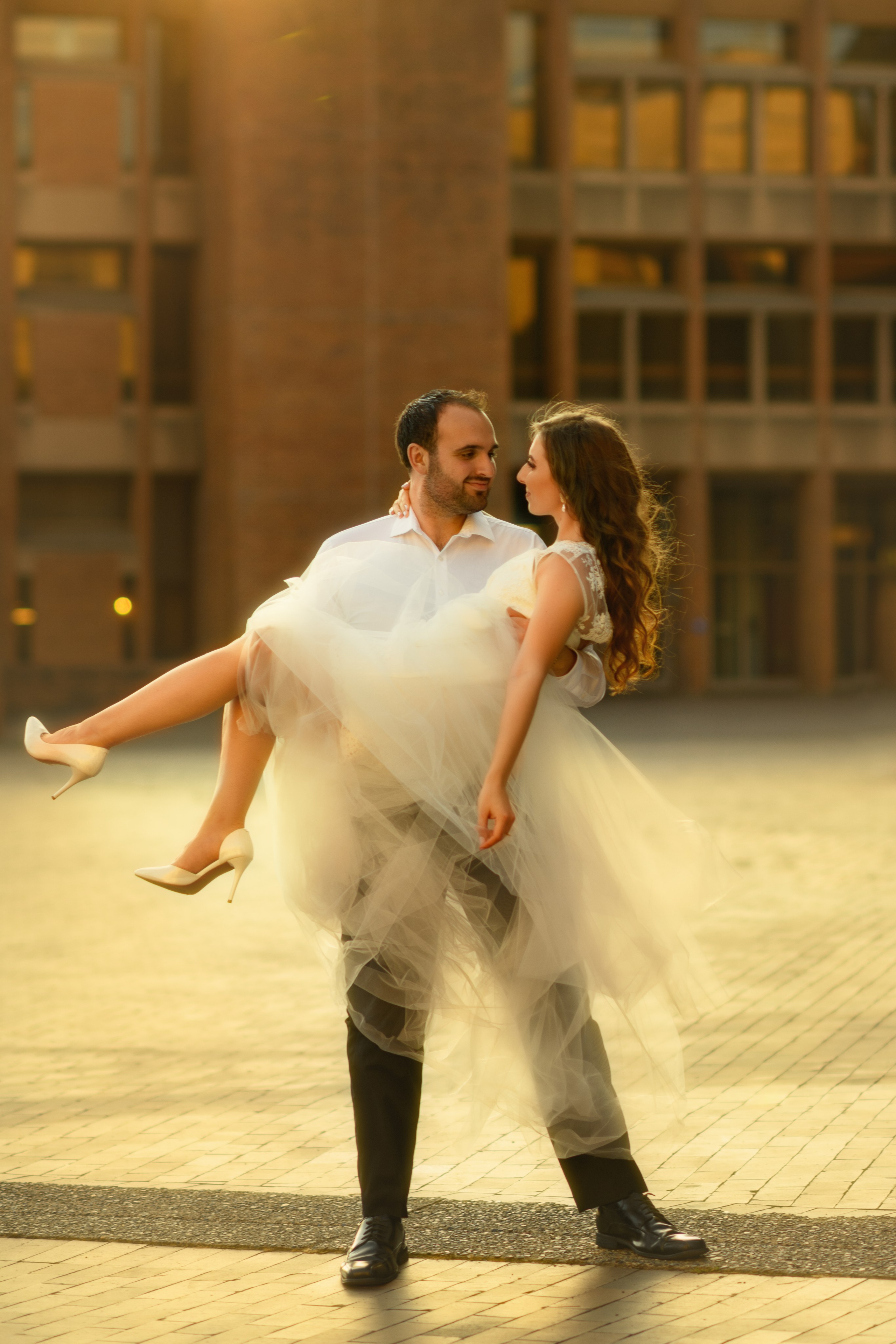 Diana & Ilaja. Wedding & portrait photography in the Seattle Area. Helen Michelle photographer