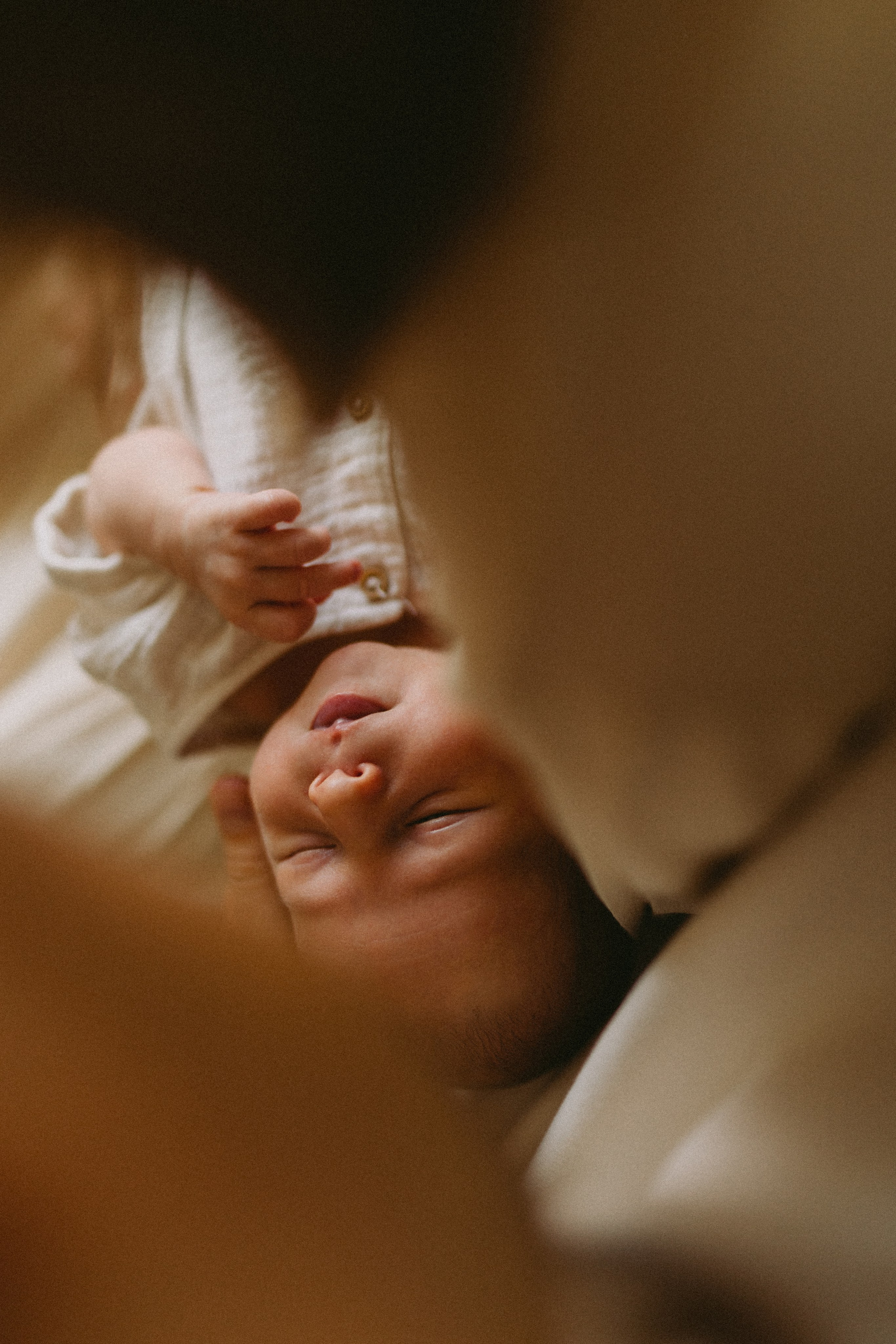 Lifestyle newborn fotosesija | HOME. Vestuvių ir šeimų fotografė Lena Bondarenko / belove photo