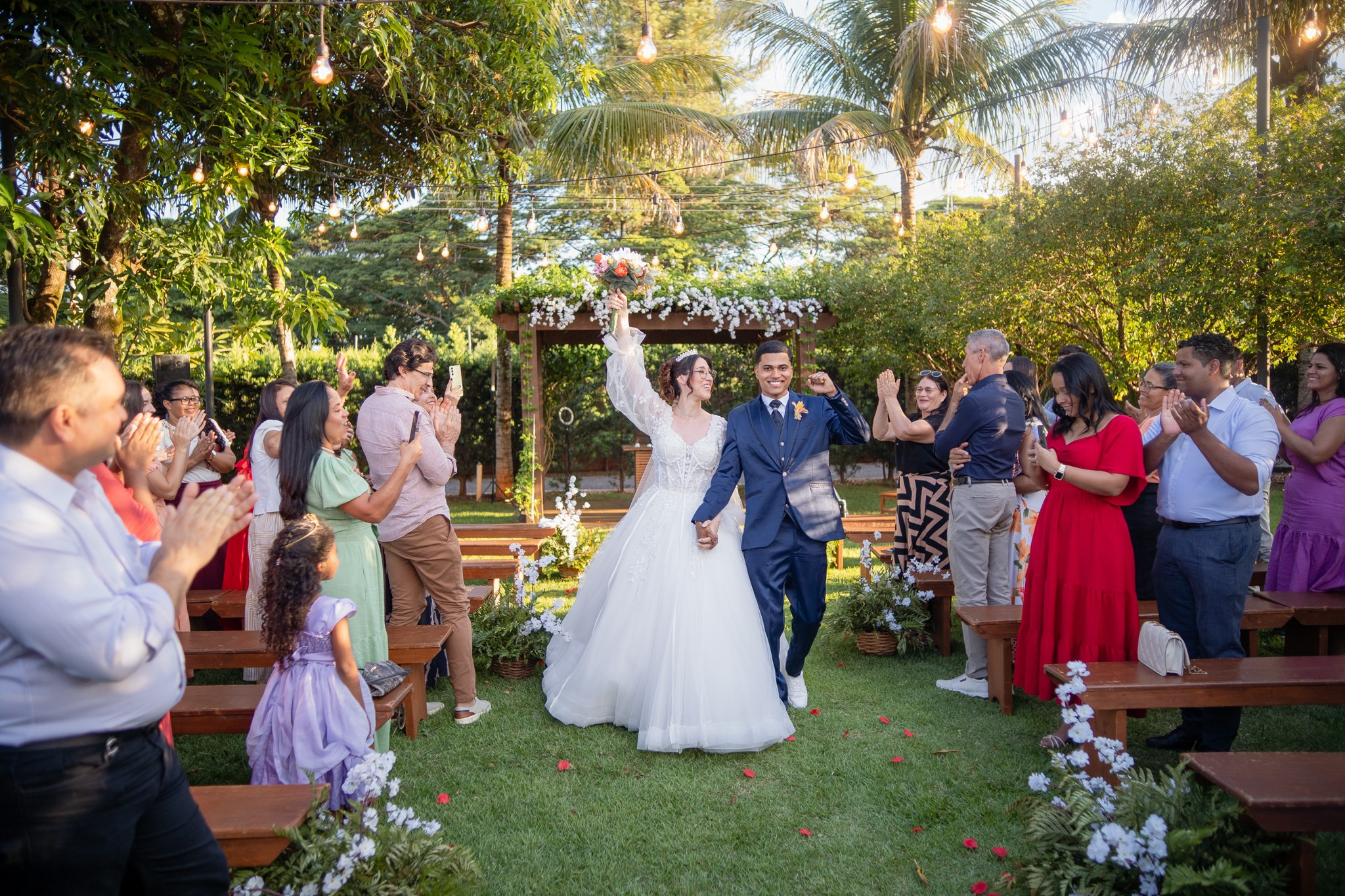 Larissa & Vinicius — Espaço Faveral / Aararaquara. Robson Colaço