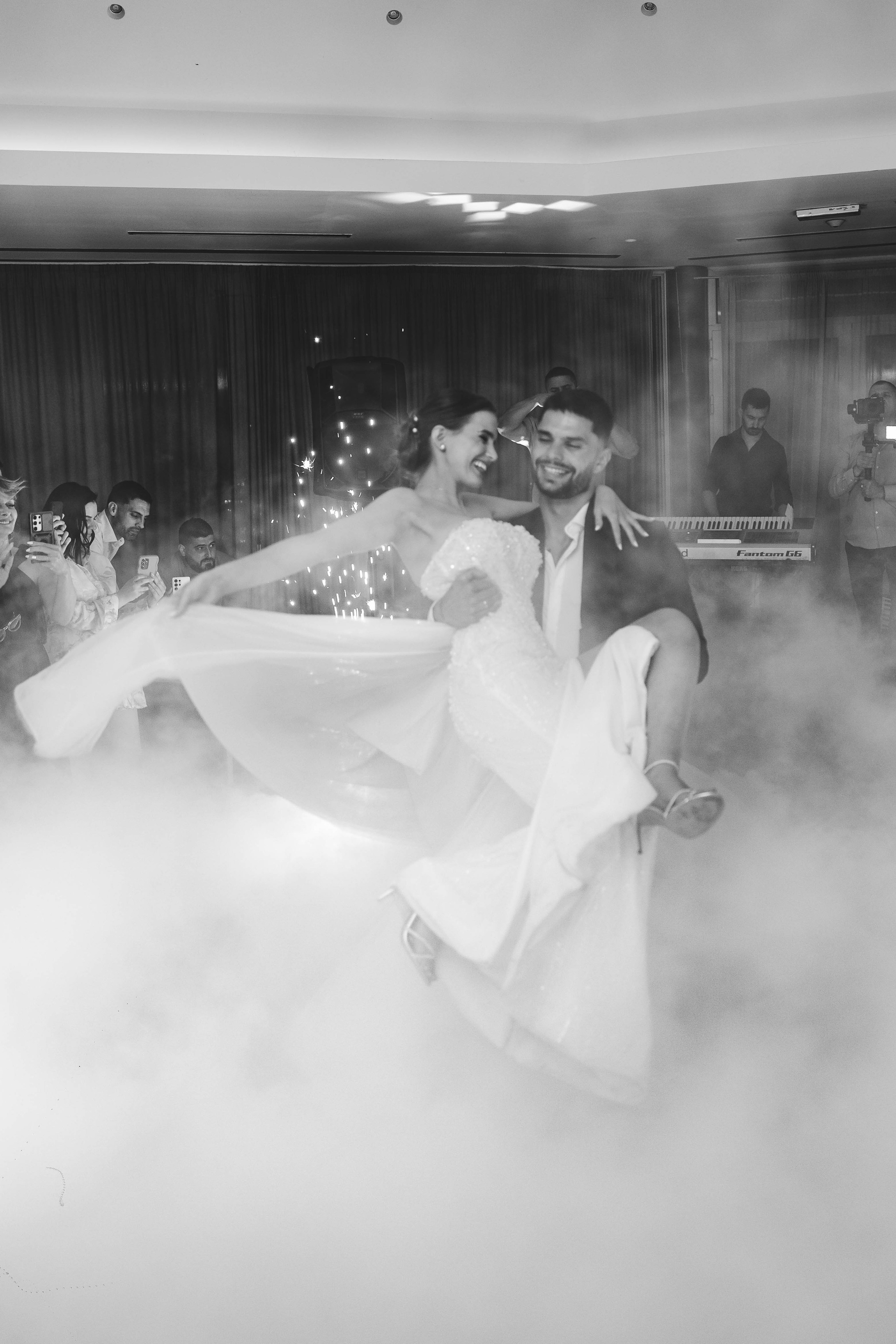 VUK I ANDJELA. Wedding photographer Nermin Kajosevic