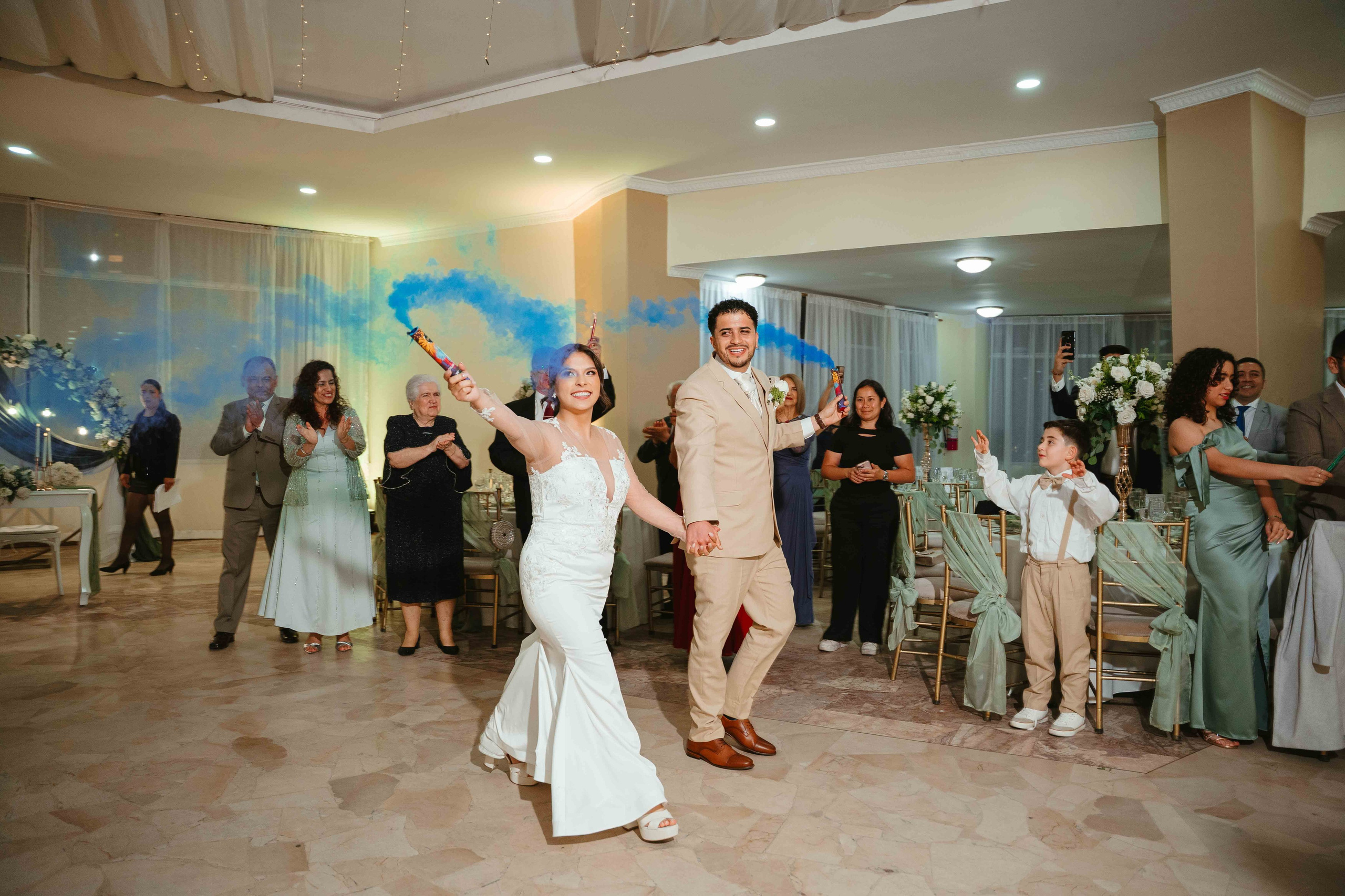 Boda de Kelvin y Yari en Loja | Fotografía y Filmación por Piero Alvarez. Fotógrafo de bodas en Loja Ecuador | Piero Alvarez PH