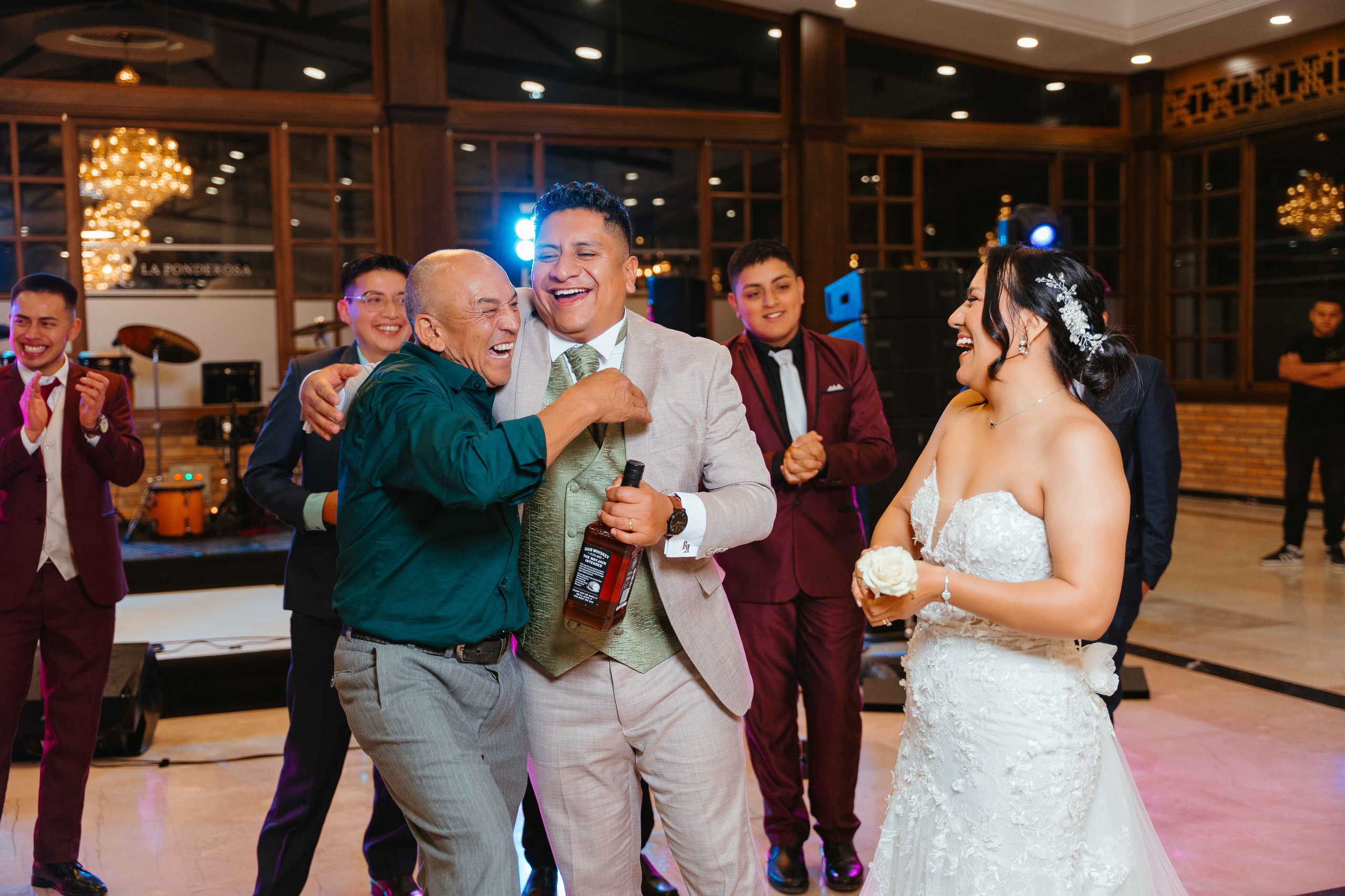 Karol y Jairon. Fotógrafo de bodas en Loja Ecuador | Piero Alvarez PH
