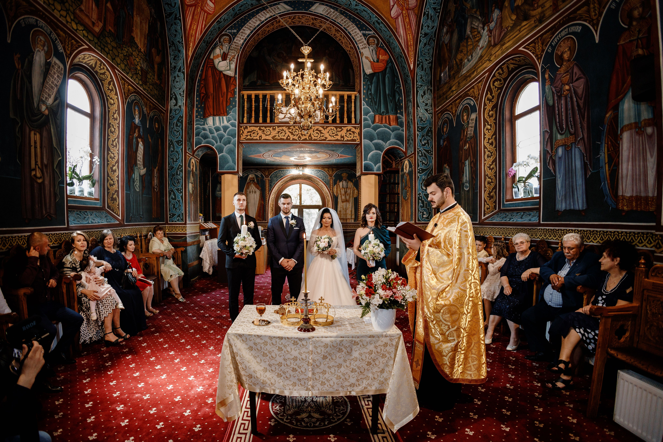 - Nunta Adrian & Mihaela – momente de neuitat  - Adrian și Mihaela 2022 – iubire și fericire  - Fotograf nunta Adrian & Mihaela – amintiri unice  - Nunta Adrian & Mihaela – ziua lor specială  - Fotograf profesionist Botoșani – Nunta Adrian & Mihaela  - Adrian și Mihaela 2022 – emoție și iubire-- Nunta Adrian & Mihaela – amintiri frumoase  - Fotografii nunta Adrian & Mihaela – momente pline de iubire  - Adrian și Mihaela 2022 – nunta lor de poveste  - Fotograf profesionist Botoșani – Nunta Adrian & Mihaela  - Nunta Adrian & Mihaela – o zi de neuitat-- Fotograf profesionist nuntă și botez în Botoșani, Iași, Suceava – Alin Chirilă  - Ședință foto de familie, evenimente și cuplu – fotograf Alin Chirilă  - Servicii foto-video pentru nunți, botezuri și cununii în Moldova  - Amintiri vizuale pline de emoție – fotograf evenimente Botoșani, Iași  - Album foto nuntă – Alinofotostudio, imagini de poveste  - Fotograf cununie civilă și religioasă – stil natural și elegant  - Fotografie artistică pentru evenimente speciale – Alin Chirilă