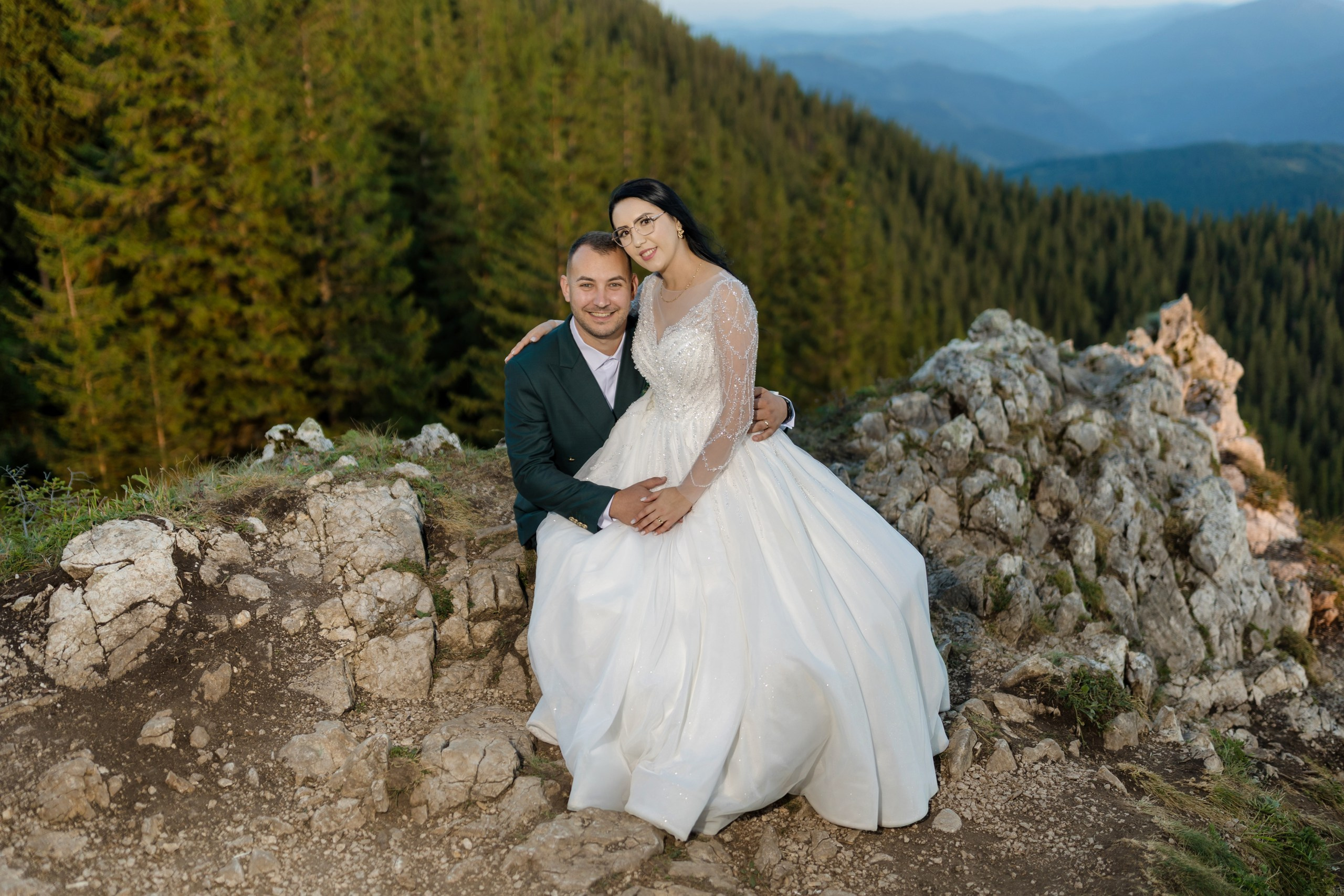 - nunta--fotograf-profesionist-botosani  - fotografie-nunta-romantica - imagini-nunta-in-natura-alin-chirila-fotograf  - fotografii-cuplu-indragostit-nunta-botosani  - sedinta-foto-miri-andrei-iustina-alinofotostudio  - amintiri-din-nunta-realizate-de-fotograf-profesionist  - povestea-nuntii-andrei-si-iustina-in-imagini-alinofotostudio-fotograf evenimente- evenimente Botoșani -fotograf Suceava - fotograf Iași- servicii foto. servicii foto Botoșani. servicii foto video Botoșani. fotograf nunta. fotograf evenimente. fotograf nunta Botoșani. Alin chirila. Alin chirila fotograf. Alinofotostudio.- servicii foto. servicii foto Botoșani. servicii foto video Botoșani. fotograf nunta. fotograf evenimente. fotograf nunta Botoșani. Alin chirila. Alin chirila fotograf. Alinofotostudio.fotograf stare civilă,poze stare civilă,album foto stare civilă,servicii foto suceava,fotograf evenimente suceava,fotograf nuntă suceava,poze cununie civilă,ședință foto stare civilă,sesiune foto suceava,fotograf profesionist suceava,fotograf botosani,stare civila botosani,alinofotostudio,alin chirila fotograf.servicii foto. servicii foto Botoșani. servicii foto video Botoșani. fotograf nunta. fotograf evenimente. fotograf nunta Botoșani. Alin chirila. Alin chirila fotograf. Alinofotostudio.fotograf stare civilă,poze stare civilă,album foto stare civilă,servicii foto suceava,fotograf evenimente suceava,fotograf nuntă suceava,poze cununie civilă,ședință foto stare civilă,sesiune foto suceava,fotograf profesionist suceava,fotograf botosani,stare civila povestitor prin fotografiebotosani,alinofotostudio,alin chirila fotograf,servicii foto. servicii foto Botoșani. servicii foto video Botoșani. fotograf nunta. fotograf evenimente. fotograf nunta Botoșani. Alin chirila. Alin chirila fotograf. Alinofotostudio.fotograf stare civilă,poze stare civilă,album foto stare civilă,servicii foto suceava,fotograf evenimente suceava,fotograf nuntă suceava,poze cununie civilă,ședință foto stare civilă,sesiune foto suceava,fotograf profesionist suceava,fotograf botosani,stare civila botosani,alinofotostudio,alin chirila fotograf,cununie religioasă botoșani,andreea și neculai,capela militară botoșani,foto conacul zăicești,fotograf nuntă botoșani,fotograf cununie religioasă,foto evenimente botoșani,poze cununie capela militară,ședință foto zăicești,fotograf profesionist botoșaniMire și mireasă – Sergiu & Liliana – ziua nunții, 2024  - Emoții în ziua nunții – Sergiu și Liliana  - Dansul mirilor – fotografie artistică nuntă 2024  - Sedinta foto romantică în natură – Sergiu & Liliana  - Rochia de mireasă și detalii de nuntă elegan-Album de cununie civilă Florin și Anda – Fotografii profesionale realizate de Alin Chirilă în Botoșani -fotograf prin fotografie-Ședință foto Trash the Dress pe muntele Rarău cu Iulian și Iuliana – fotografie de cuplu, natură montană, emoție autentică surprinsă de Alin Chirilă, povestitor prin fotografie.- "Iulian și Iuliana pe crestele Rarăului – fotografie Trash the Dress în natură"  - "Cuplu îmbrățișat la apus pe muntele Rarău – ședință foto după nuntă"  - "Rochie de mireasă în vânt pe munte – Trash the Dress Rarău-1. Iulian și Iuliana pe muntele Rarău – ședință foto Trash the Dress în natură, cu peisaj montan spectaculos  2. Cuplu în îmbrățișare pe Rarău – emoție autentică surprinsă după nuntă  3. Rochie de mireasă în bătaia vântului – fotografie artistică Trash the Dress în munți  4. Mire și mireasă privind spre orizont – dragoste și libertate pe muntele Rarău  5. Iuliana zâmbind în rochia de mireasă – portret în natură, Trash the Dress  6. Iulian ținându-și mireasa de mână – ședință foto romantică pe munte  7. Detaliu cu rochia pe stâncă – estetică naturală Trash the Dress Rarău  8. Cuplu în mers pe poteca Rarăului – fotografie simbolică de după nuntă  9. Apus de soare pe Rarău în spatele mirilor – imagine de poveste Trash the Dress  10. Iulian și Iuliana râzând împreună – momente autentice surprinse de Alin Chirilă, povestitor prin fotografie- nunta--fotograf-profesionist-botosani  - fotografie-nunta-romantica - imagini-nunta-in-natura-alin-chirila-fotograf  - fotografii-cuplu-indragostit-nunta-botosani  - sedinta-foto-miri-andrei-iustina-alinofotostudio  - amintiri-din-nunta-realizate-de-fotograf-profesionist  - povestea-nuntii-andrei-si-iustina-in-imagini-alinofotostudio-fotograf evenimente- evenimente Botoșani -fotograf Suceava - fotograf Iași- servicii foto. servicii foto Botoșani. servicii foto video Botoșani. fotograf nunta. fotograf evenimente. fotograf nunta Botoșani. Alin chirila. Alin chirila fotograf. Alinofotostudio.- servicii foto. servicii foto Botoșani. servicii foto video Botoșani. fotograf nunta. fotograf evenimente. fotograf nunta Botoșani. Alin chirila. Alin chirila fotograf. Alinofotostudio.fotograf stare civilă,poze stare civilă,album foto stare civilă,servicii foto suceava,fotograf evenimente suceava,fotograf nuntă suceava,poze cununie civilă,ședință foto stare civilă,sesiune foto suceava,fotograf profesionist suceava,fotograf botosani,stare civila botosani,alinofotostudio,alin chirila fotograf.servicii foto. servicii foto Botoșani. servicii foto video Botoșani. fotograf nunta. fotograf evenimente. fotograf nunta Botoșani. Alin chirila. Alin chirila fotograf. Alinofotostudio.fotograf stare civilă,poze stare civilă,album foto stare civilă,servicii foto suceava,fotograf evenimente suceava,fotograf nuntă suceava,poze cununie civilă,ședință foto stare civilă,sesiune foto suceava,fotograf profesionist suceava,fotograf botosani,stare civila povestitor prin fotografiebotosani,alinofotostudio,alin chirila fotograf,servicii foto. servicii foto Botoșani. servicii foto video Botoșani. fotograf nunta. fotograf evenimente. fotograf nunta Botoșani. Alin chirila. Alin chirila fotograf. Alinofotostudio.fotograf stare civilă,poze stare civilă,album foto stare civilă,servicii foto suceava,fotograf evenimente suceava,fotograf nuntă suceava,poze cununie civilă,ședință foto stare civilă,sesiune foto suceava,fotograf profesionist suceava,fotograf botosani,stare civila botosani,alinofotostudio,alin chirila fotograf,cununie religioasă botoșani,andreea și neculai,capela militară botoșani,foto conacul zăicești,fotograf nuntă botoșani,fotograf cununie religioasă,foto evenimente botoșani,poze cununie capela militară,ședință foto zăicești,fotograf profesionist botoșaniMire și mireasă – Sergiu & Liliana – ziua nunții, 2024  - Emoții în ziua nunții – Sergiu și Liliana  - Dansul mirilor – fotografie artistică nuntă 2024  - Sedinta foto romantică în natură – Sergiu & Liliana  - Rochia de mireasă și detalii de nuntă elegan-Album de cununie civilă Florin și Anda – Fotografii profesionale realizate de Alin Chirilă în Botoșani -fotograf prin fotografie-Ședință foto Trash the Dress pe muntele Rarău cu Iulian și Iuliana – fotografie de cuplu, natură montană, emoție autentică surprinsă de Alin Chirilă, povestitor prin fotografie.- "Iulian și Iuliana pe crestele Rarăului – fotografie Trash the Dress în natură"  - "Cuplu îmbrățișat la apus pe muntele Rarău – ședință foto după nuntă"  - "Rochie de mireasă în vânt pe munte – Trash the Dress Rarău-1. Iulian și Iuliana pe muntele Rarău – ședință foto Trash the Dress în natură, cu peisaj montan spectaculos  2. Cuplu în îmbrățișare pe Rarău – emoție autentică surprinsă după nuntă  3. Rochie de mireasă în bătaia vântului – fotografie artistică Trash the Dress în munți  4. Mire și mireasă privind spre orizont – dragoste și libertate pe muntele Rarău  5. Iuliana zâmbind în rochia de mireasă – portret în natură, Trash the Dress  6. Iulian ținându-și mireasa de mână – ședință foto romantică pe munte  7. Detaliu cu rochia pe stâncă – estetică naturală Trash the Dress Rarău  8. Cuplu în mers pe poteca Rarăului – fotografie simbolică de după nuntă  9. Apus de soare pe Rarău în spatele mirilor – imagine de poveste Trash the Dress  10. Iulian și Iuliana râzând împreună – momente autentice surprinse de Alin Chirilă, povestitor prin fotografie