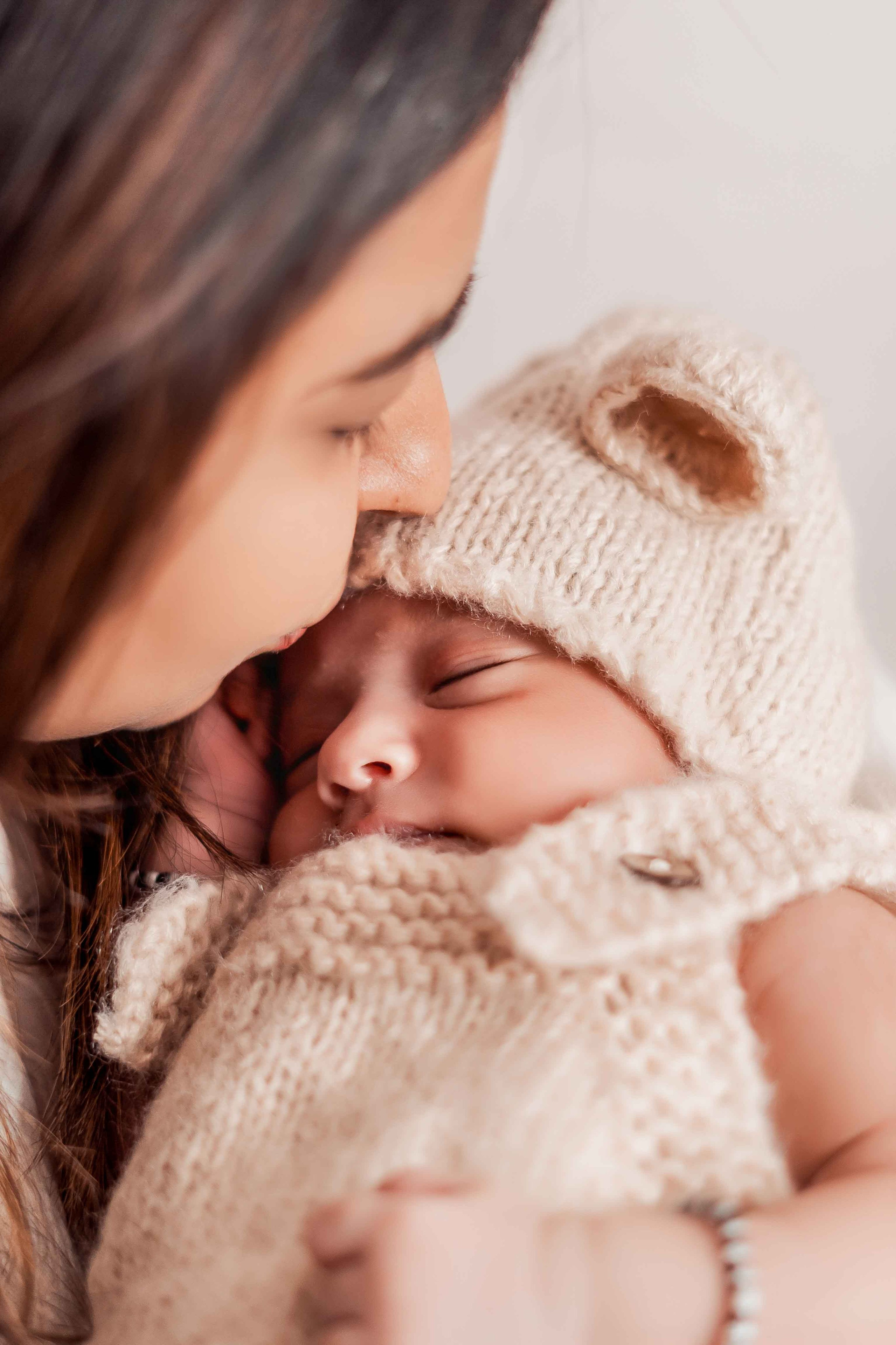 Pahel. JY Productions