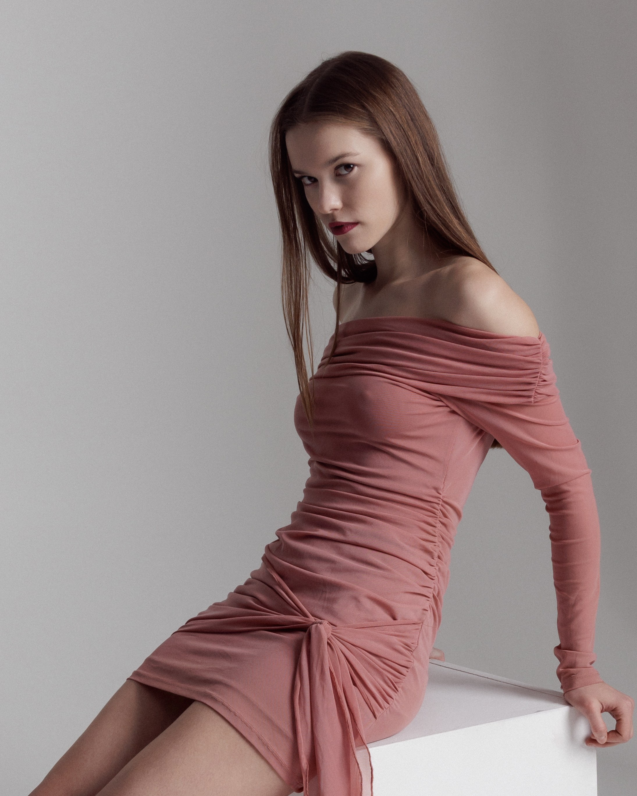 PORTFOLO. Profesionalus fotografas Vilniuje. Asmeninės ir šeimos fotosesijos, vestuvių, krikštynų bei renginių fotografavimas, produktų fotografija