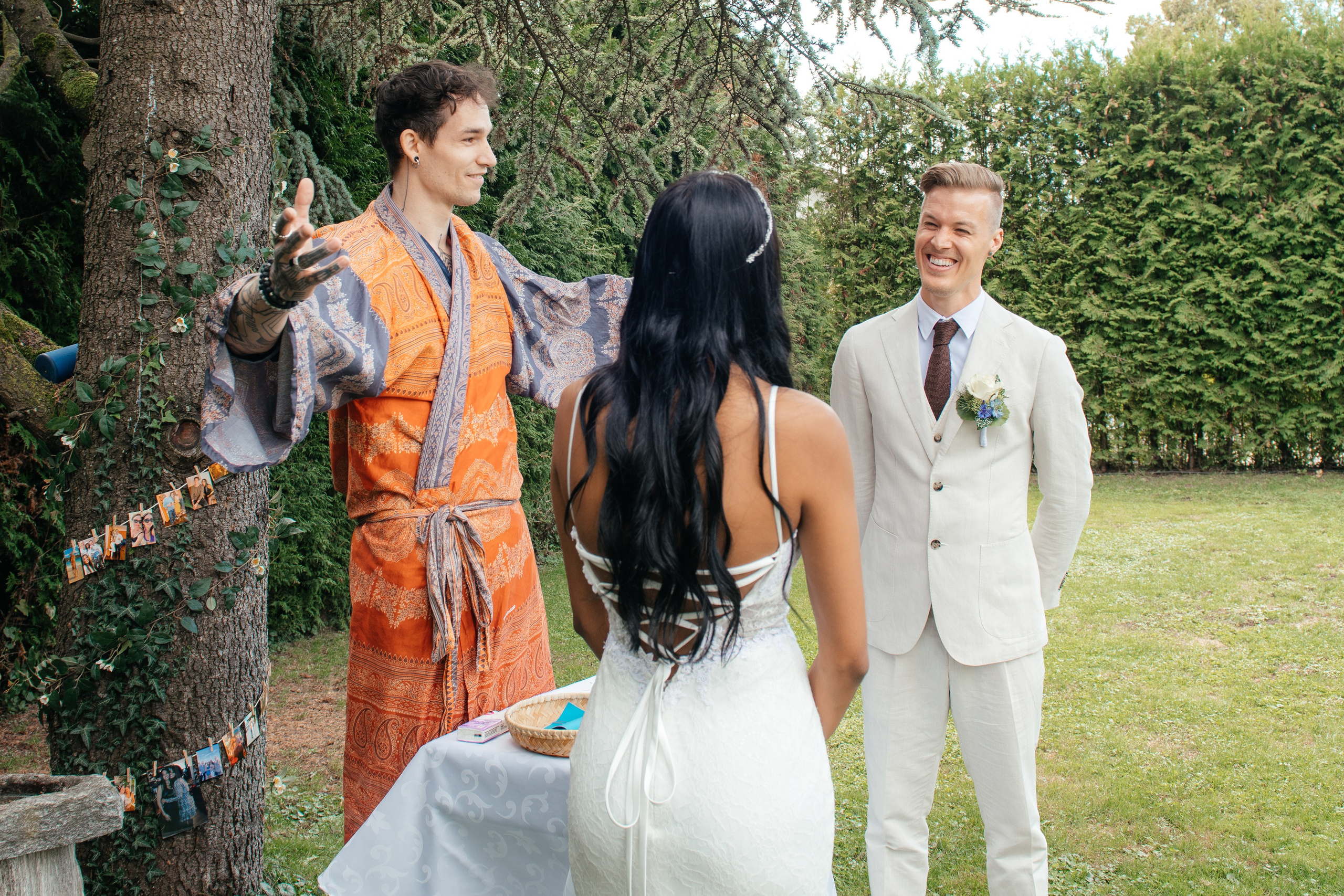 KAIANE & BENJAMIN Meilen, Switzerland. I am Elena Altendorfer. Wedding photographer in Zurich and Switzerland