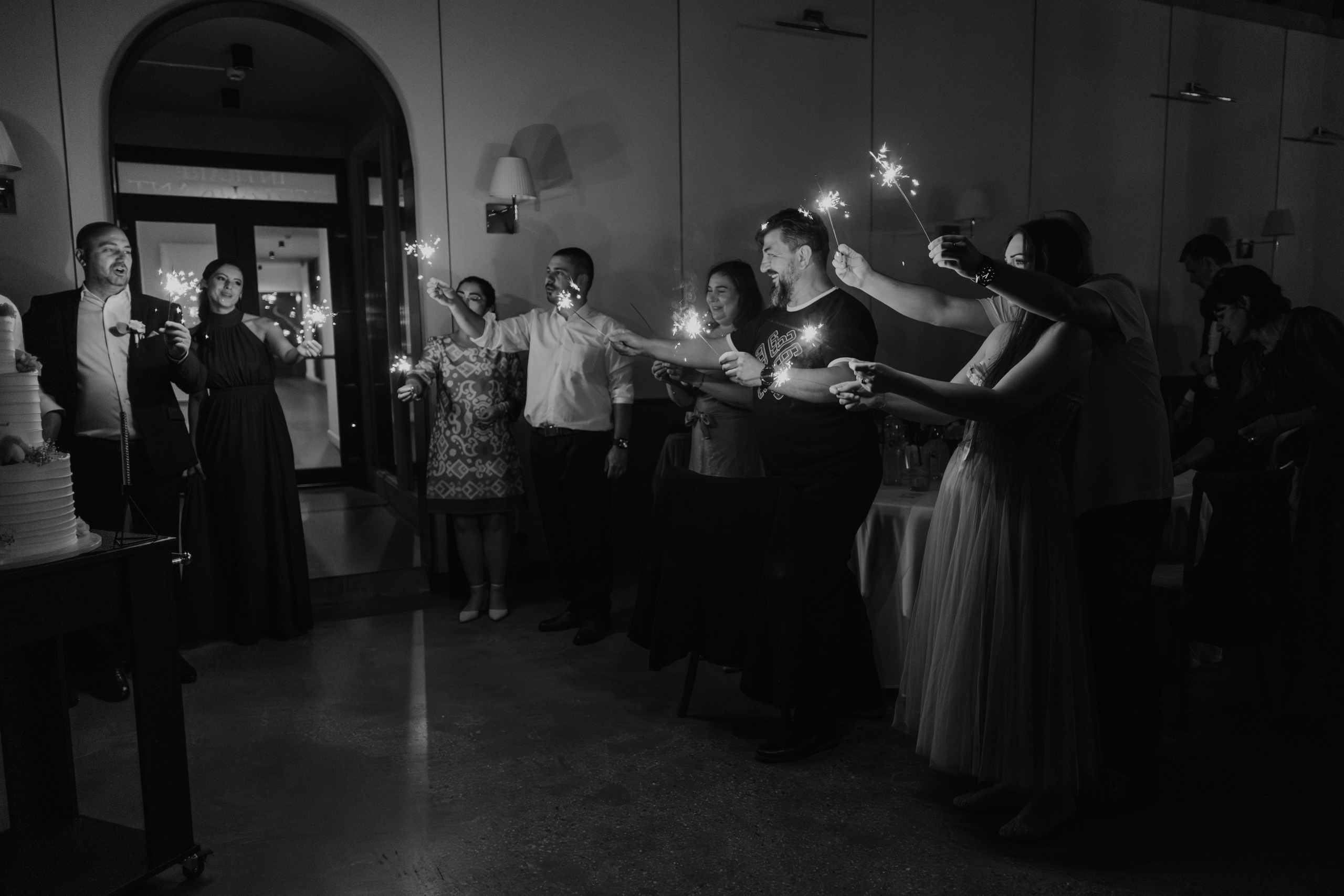 Flori & Cosmin. Main