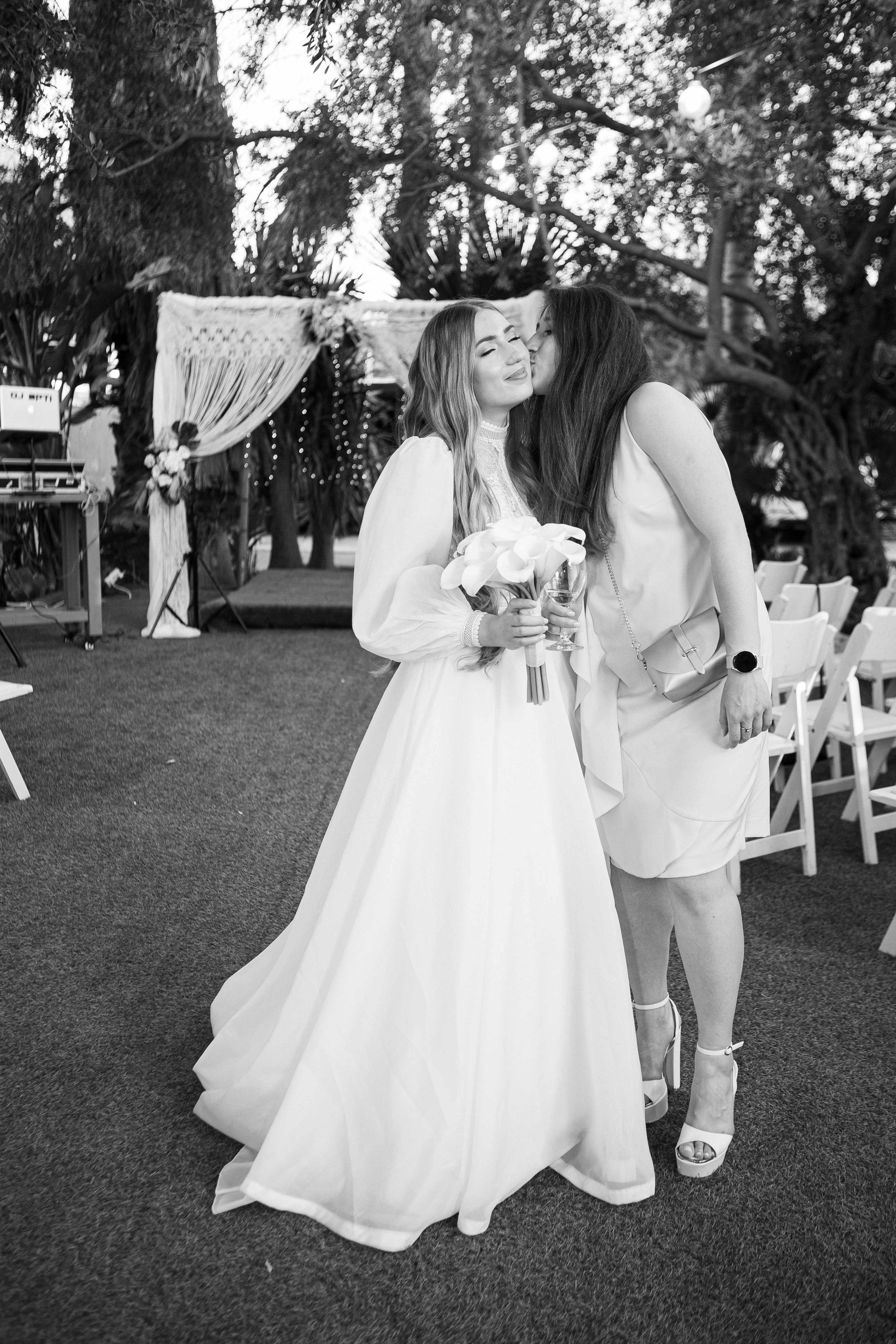WEDDING IN A COZY PLACE NEAR TEL AVIV. PHOTOGRAPHER IN ISRAEL