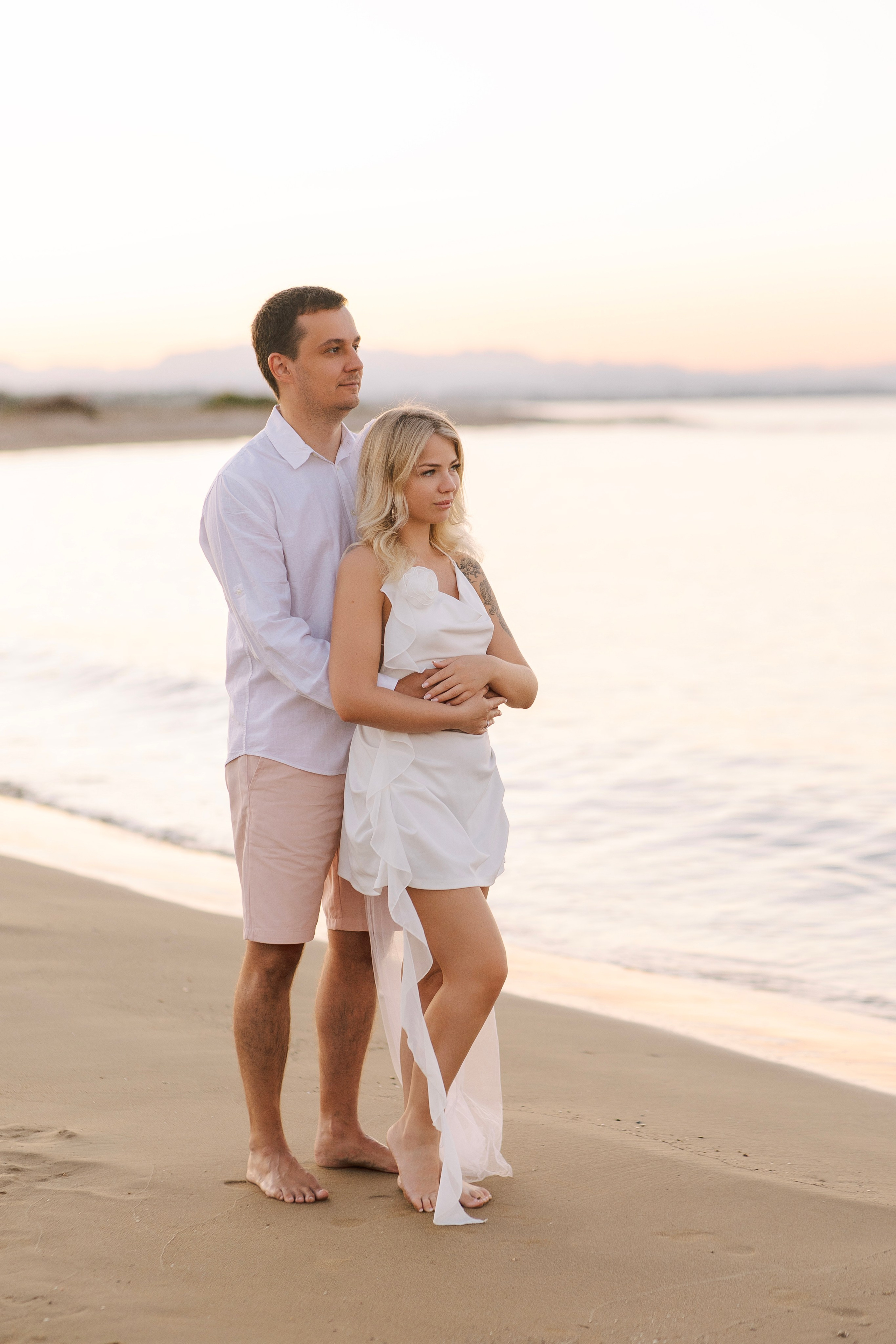 Sunset. Love Story on the beach in Side at sunrise. Professional Photographer in Alanya, Side, Belek, Antalya. Turkiye
