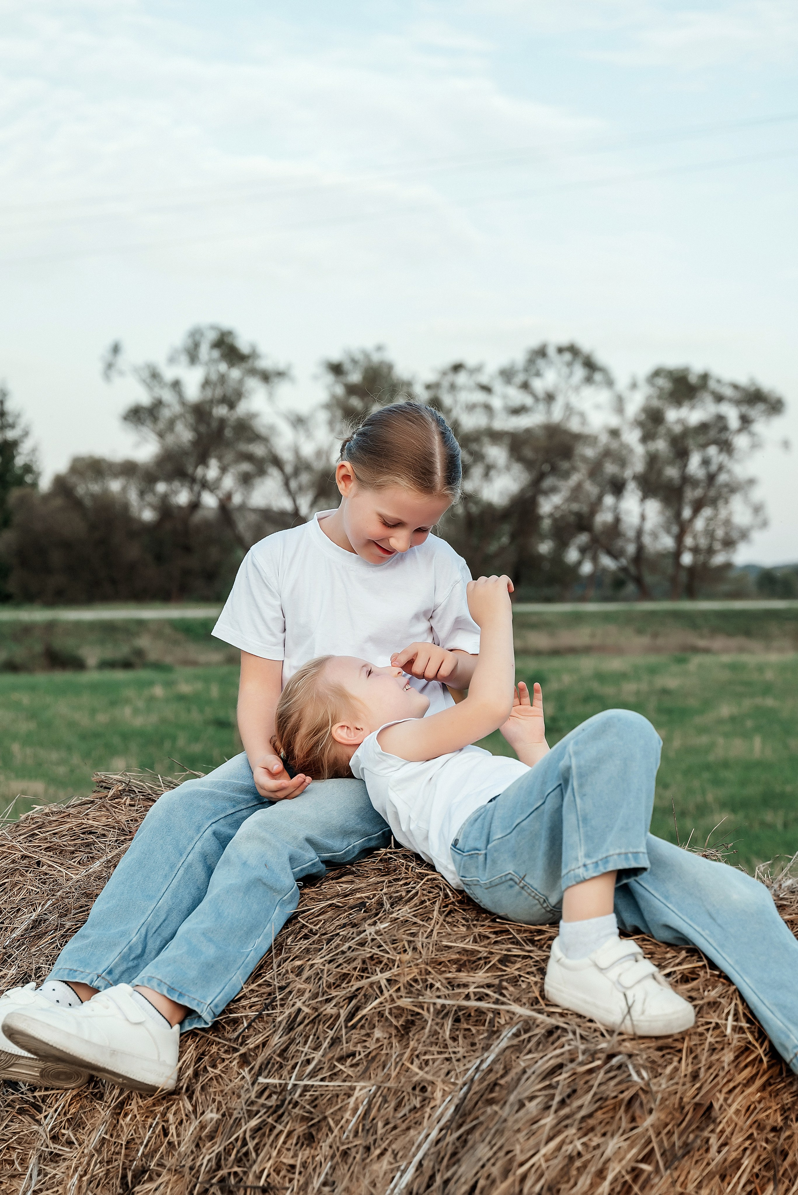 Sisters. Ваш фотограф в Латгалии — Александра Юхневича!