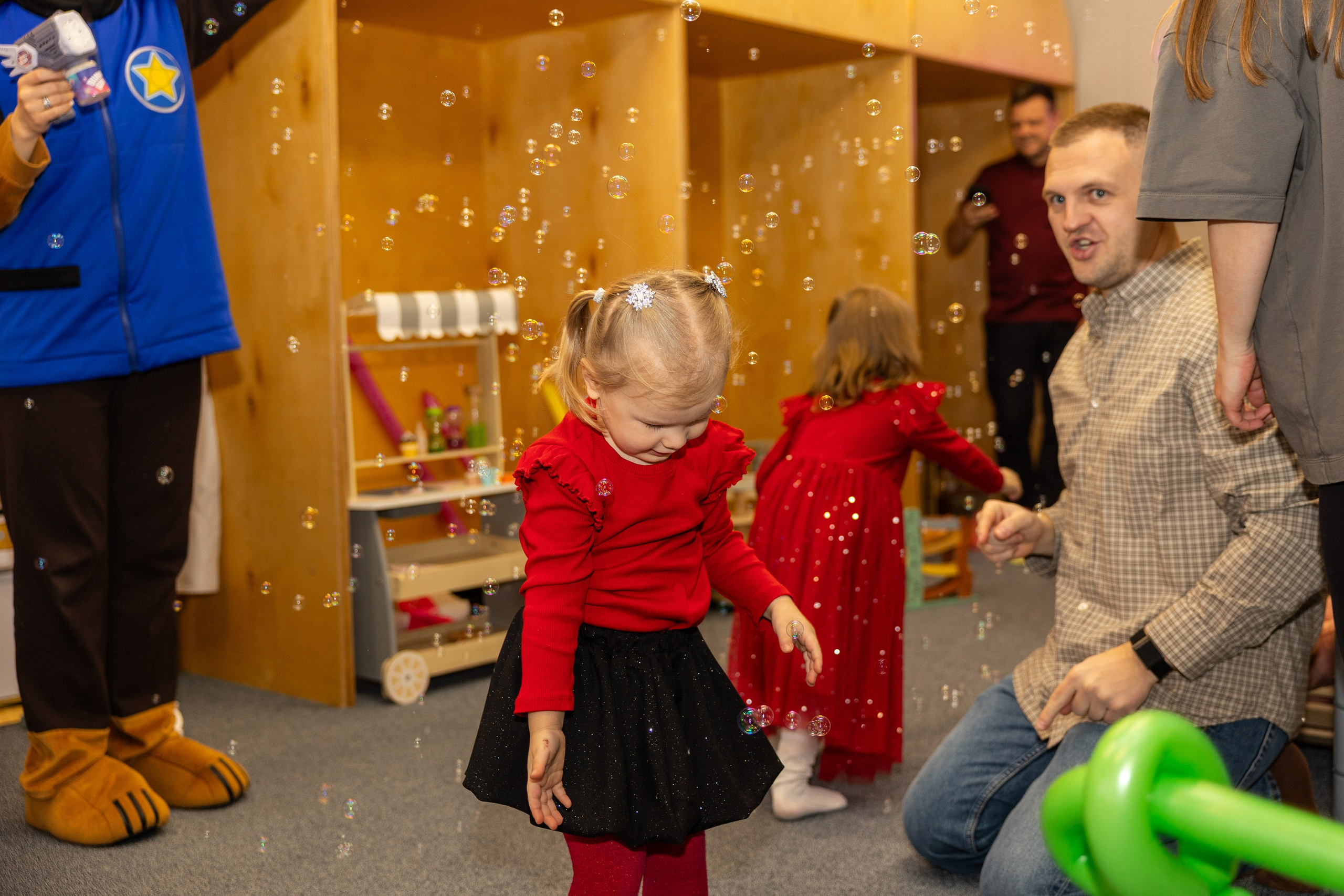 День рождения Артёма 24 января 2026 года. Семейный и детский фотограф в Варшаве Мила Бобровская