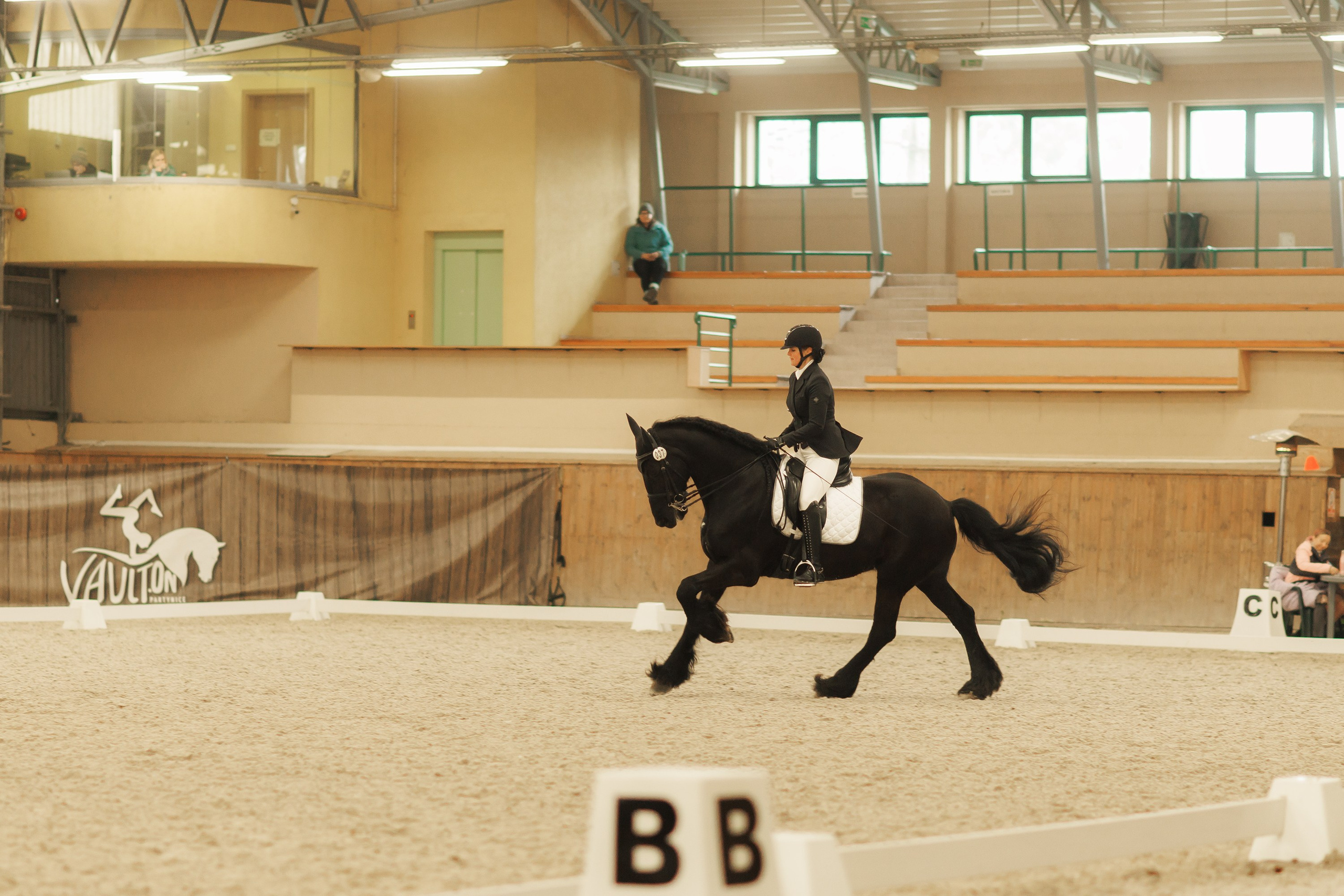 Partynice dressage \ feb'25. Kaja | fotograf we Wrocławiu | ludzie i psy