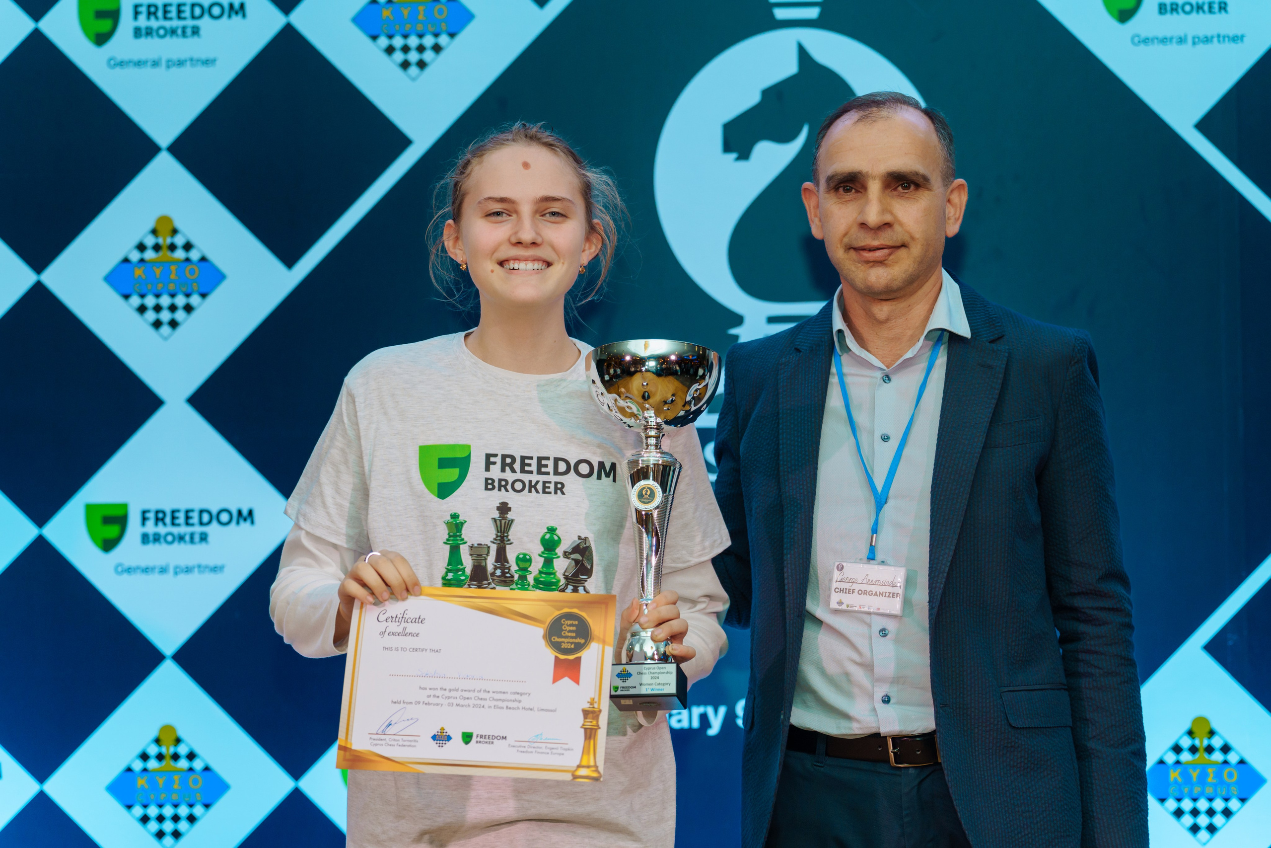 Chess. Photographer in Cyprus