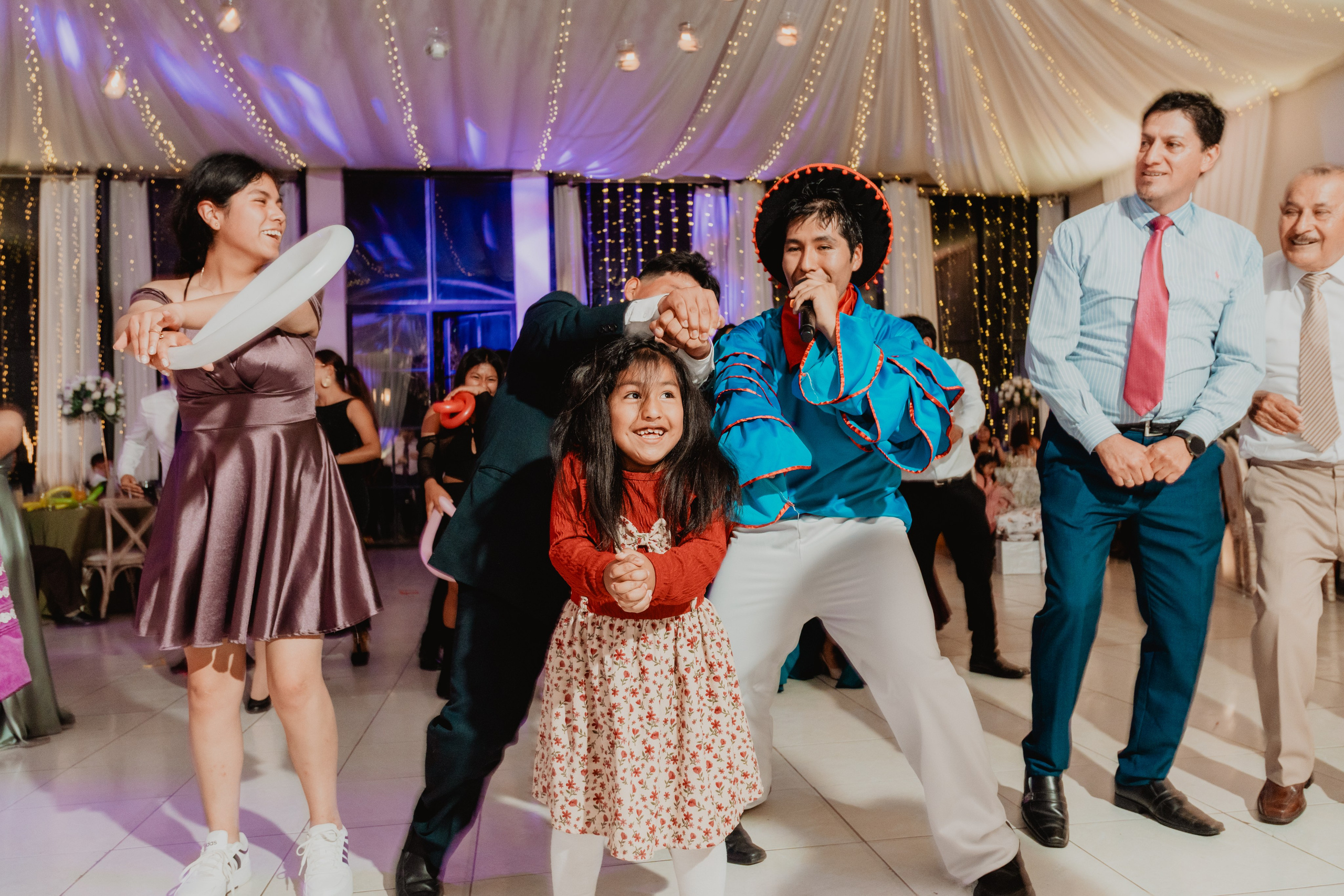 FERNANDO + MARIBEL | BODA RELIGIOSA. Studio KVTA | Fotografía y Video de Bodas en Arequipa