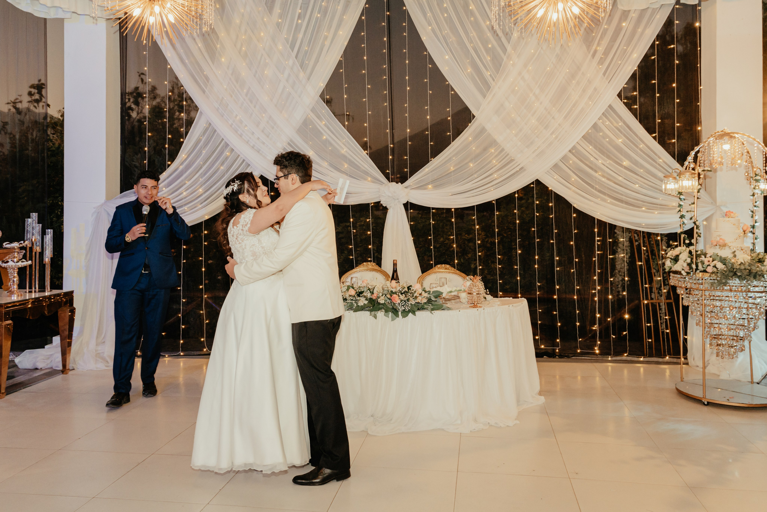 VANIA + LUIS BODA CIVIL. Studio KVTA | Fotografía y Video de Bodas en Arequipa