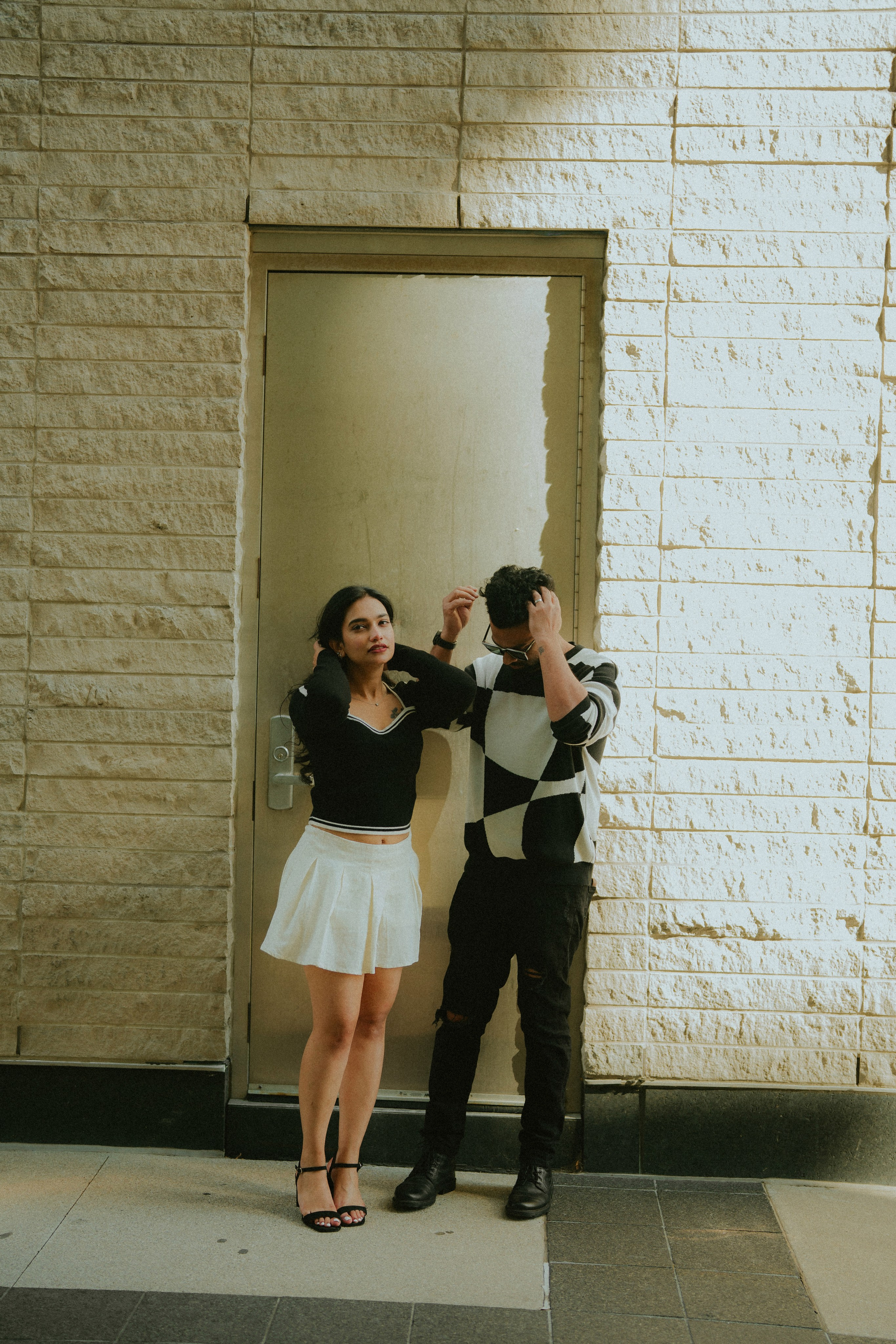 Downtown Romance at Toronto. Fine art Wedding Photographers in India & Canada