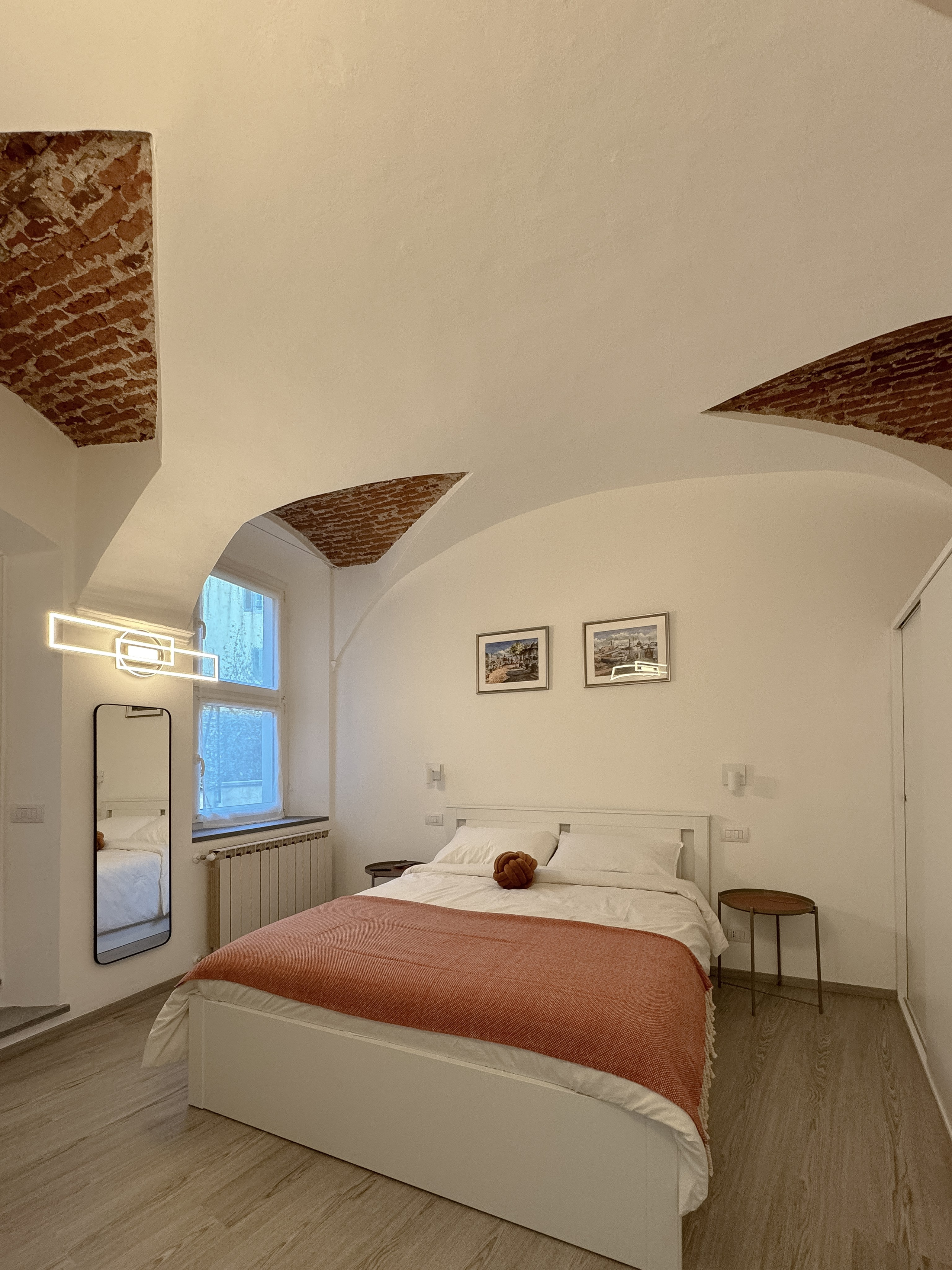 Lake Maggiore apartment. PHOTOGRAPHER IN ITALY