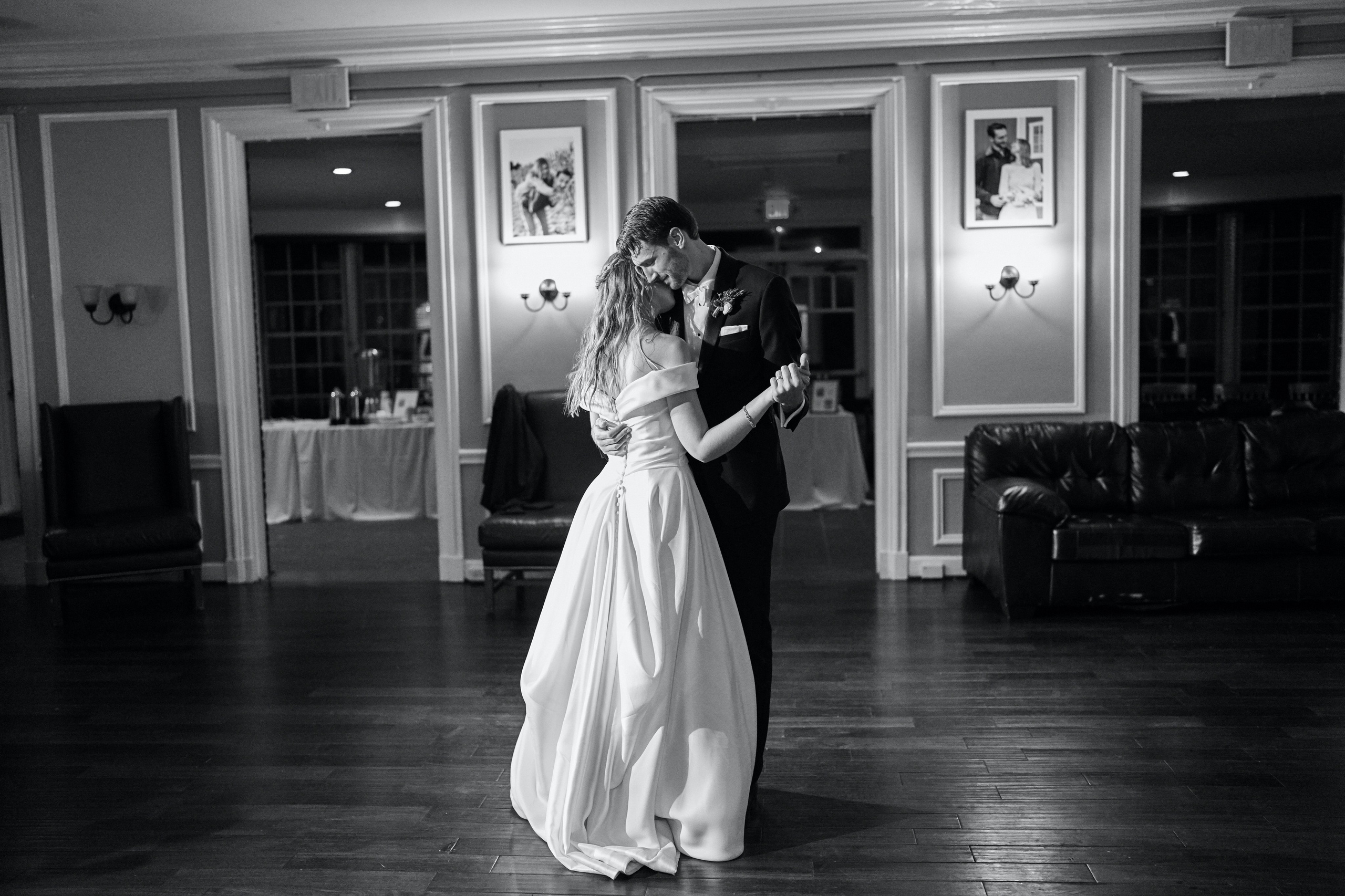 Elegant Wedding Ceremony at a Historic New York Cathedral | Timankov Photography. Professional Wedding and event photographer USA New York
