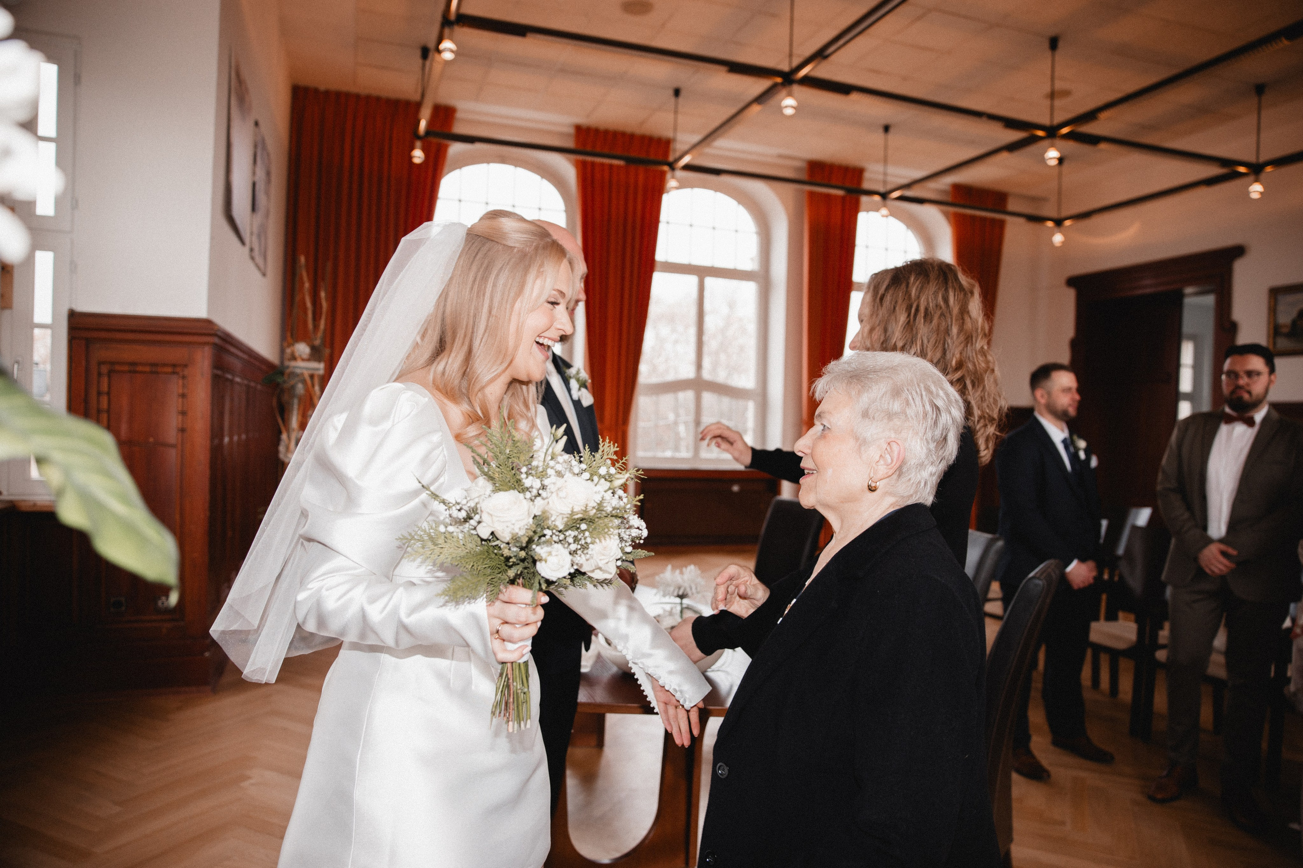 Louisa & Niklas | Schlosshotel Hugenpoet. Photographer in Bochum Dolia Halyna