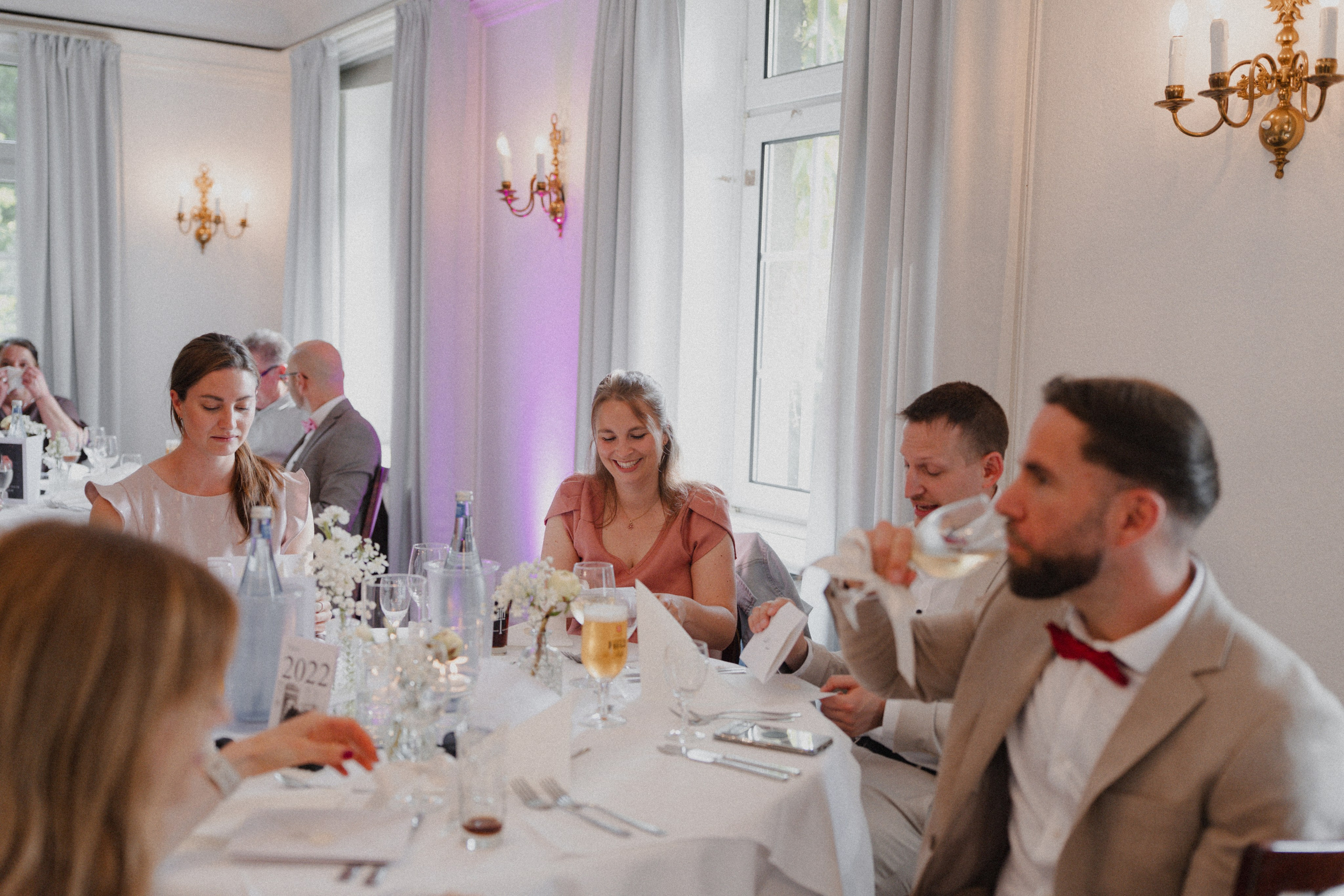 Jessica & Felix I Gesellschaft Harmonie Bochum. Hochzeitsfotografin Bochum | Halyna Reiche Fotografie NRW