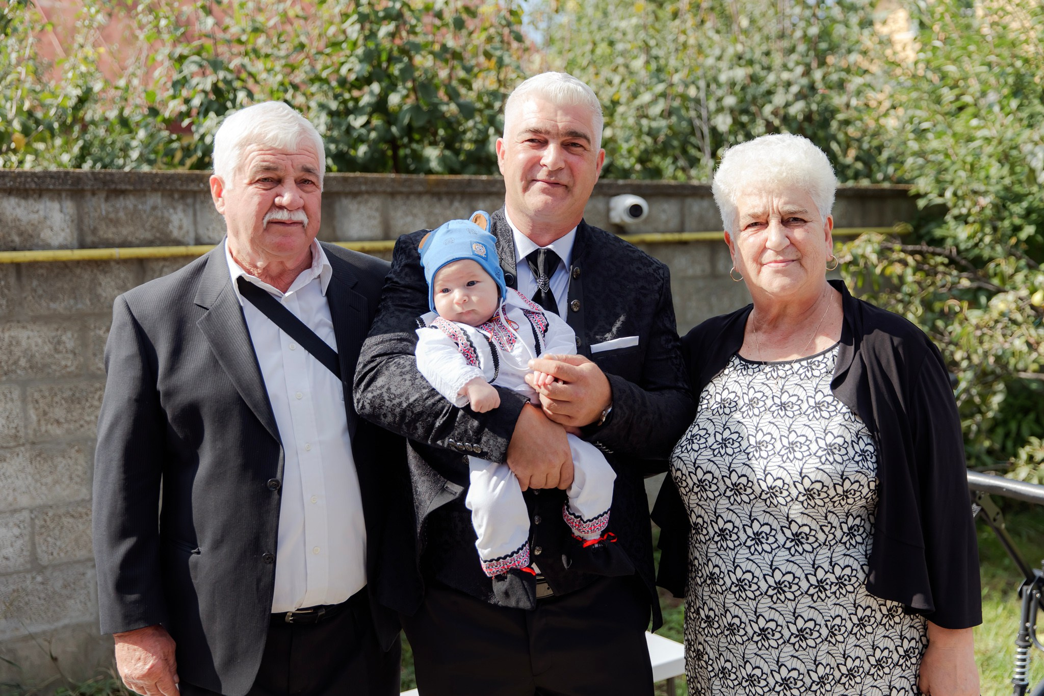 Mihai & Oana. Servicii foto-video profesionale, pentru momente de neuitat