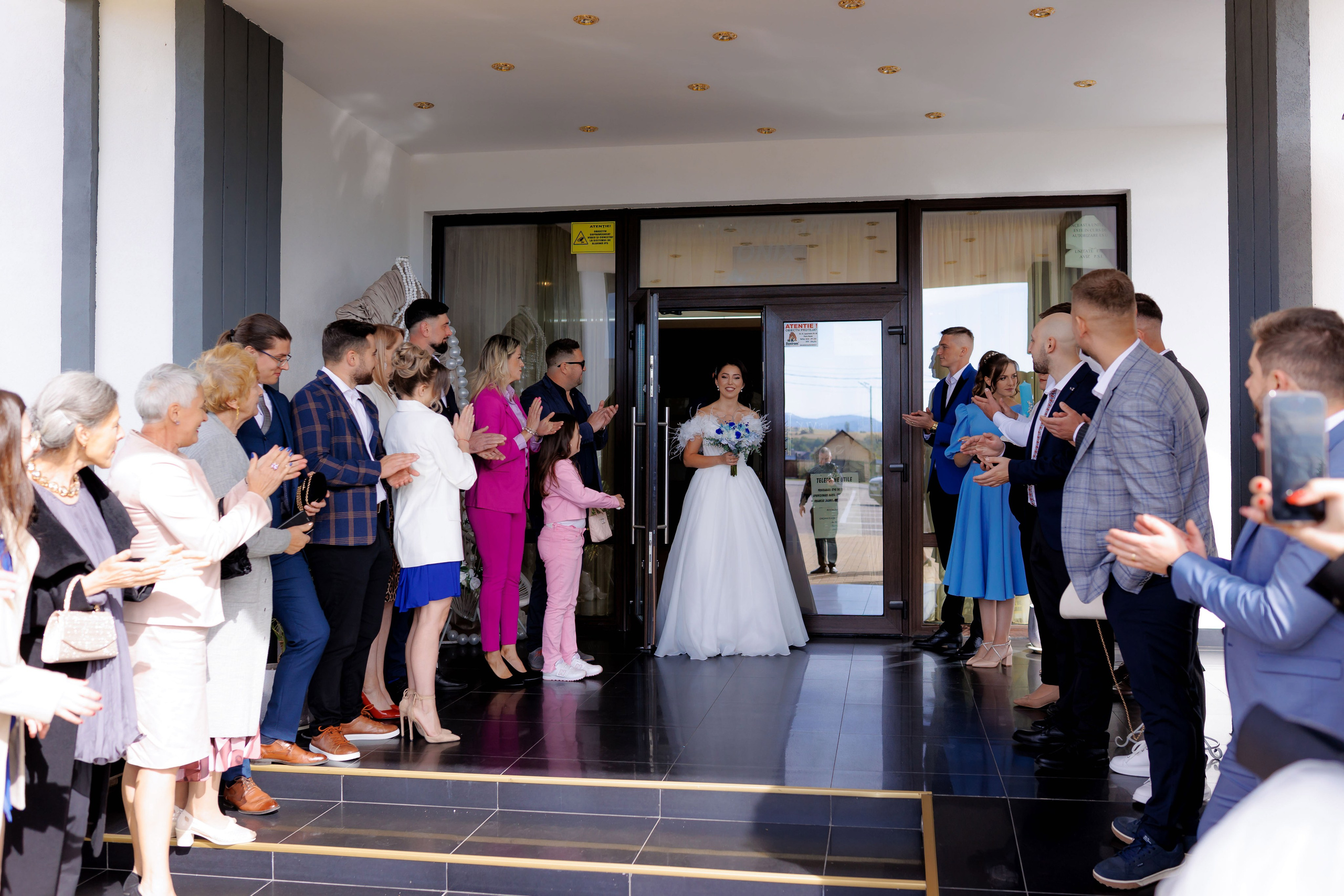 Loredana & Emilian – Ziua Nunții | Videografie - fotografie Botez Suceava, Iași, Botoșani. Servicii foto-video profesionale, pentru momente de neuitat