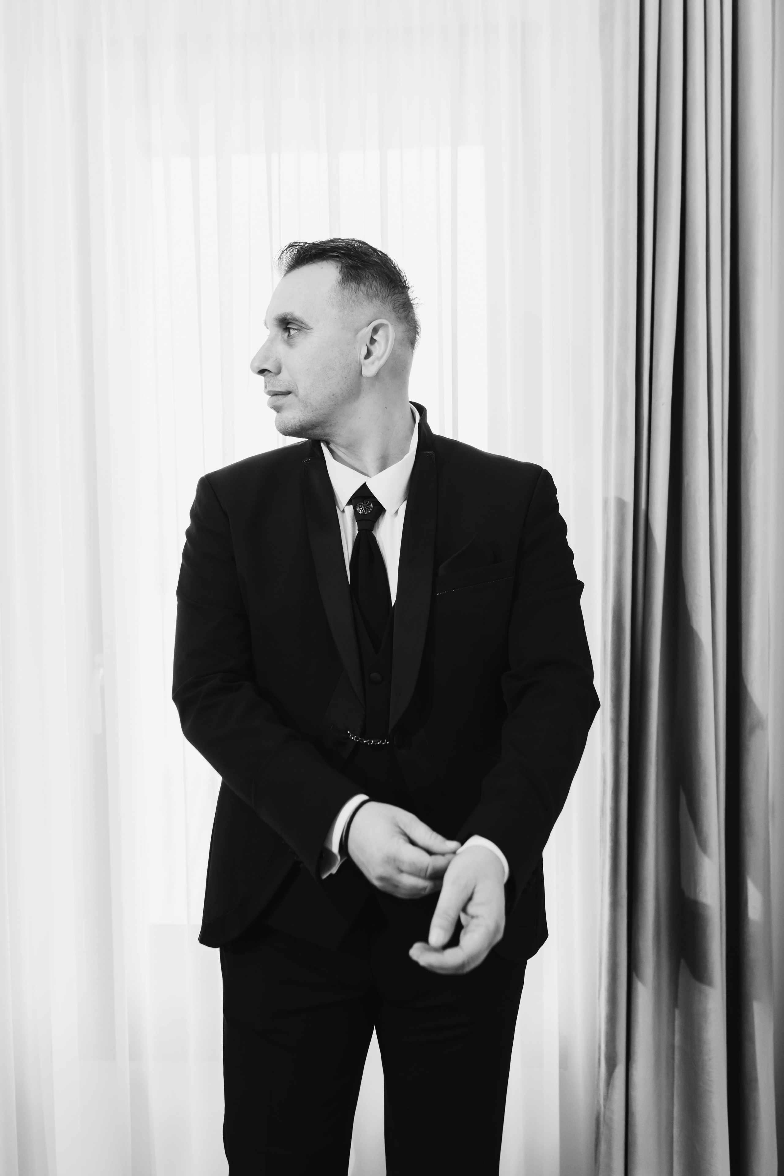 Povestea voastră, regizată de noi |Cristi Turculet Videograf Nuntă Suceava | wedding highlight. Servicii foto-video profesionale, pentru momente de neuitat