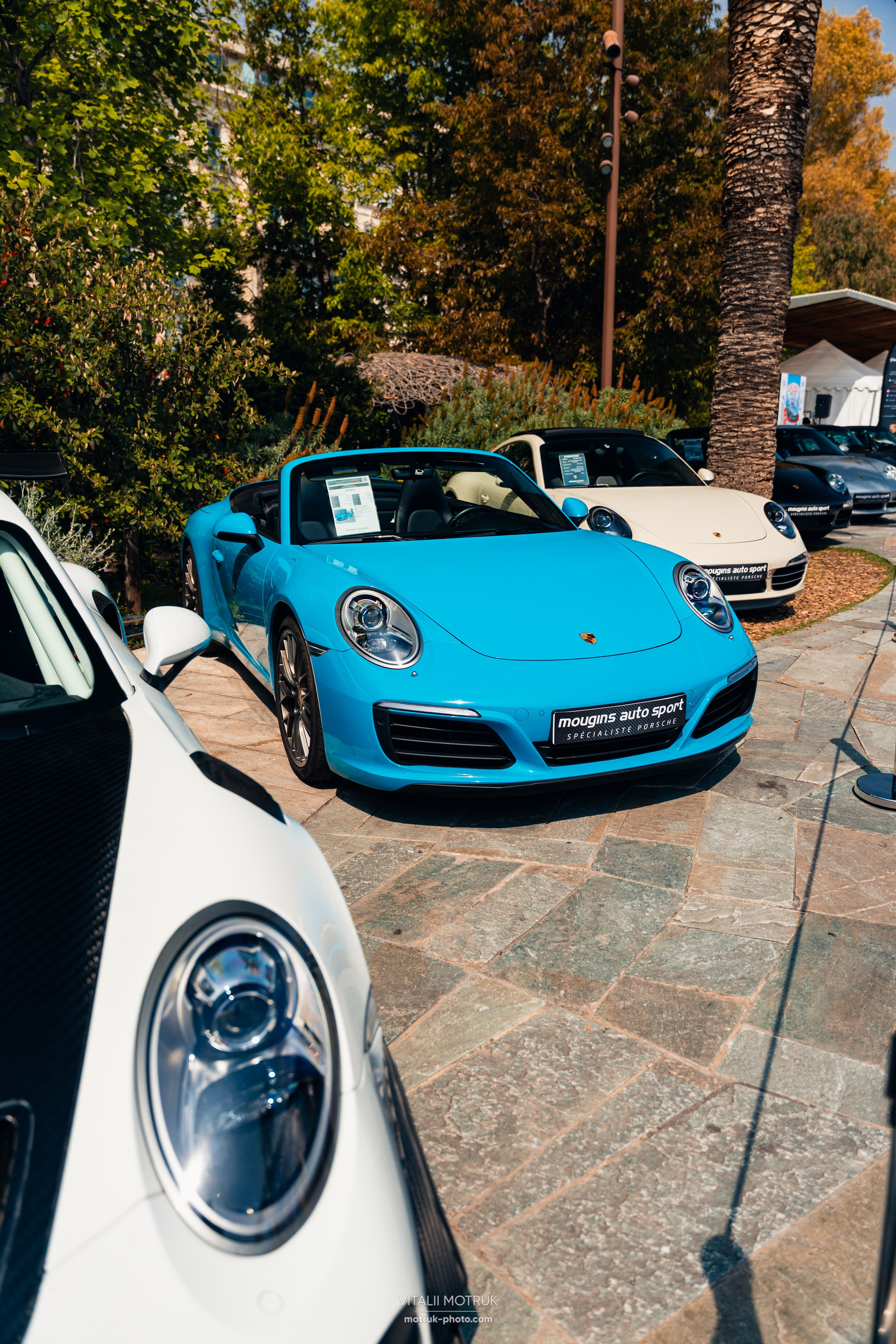 Legends de Nice. Photographe de voitures à Paris — Vitalii Motruk