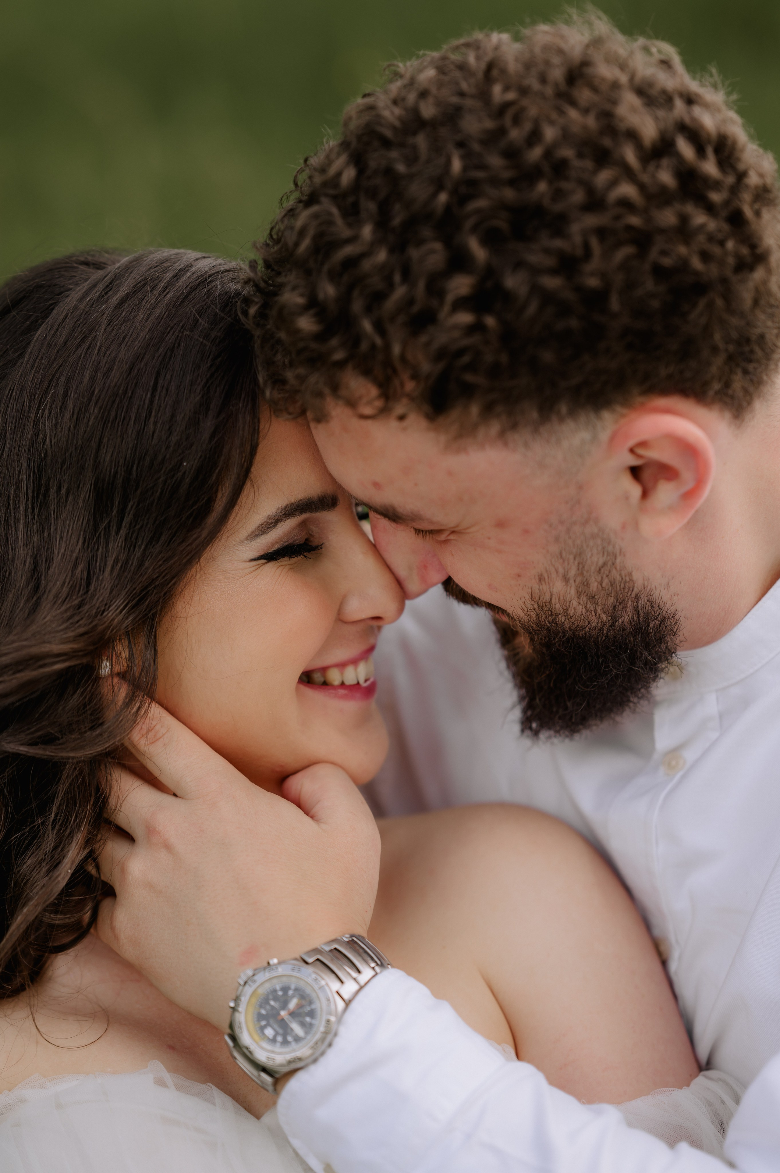 Magda + Andrei | Lovers in the garden. Proud Vision Weddings | Wedding Photography & Film — Servicii profesionale Foto Video Nunta Iasi