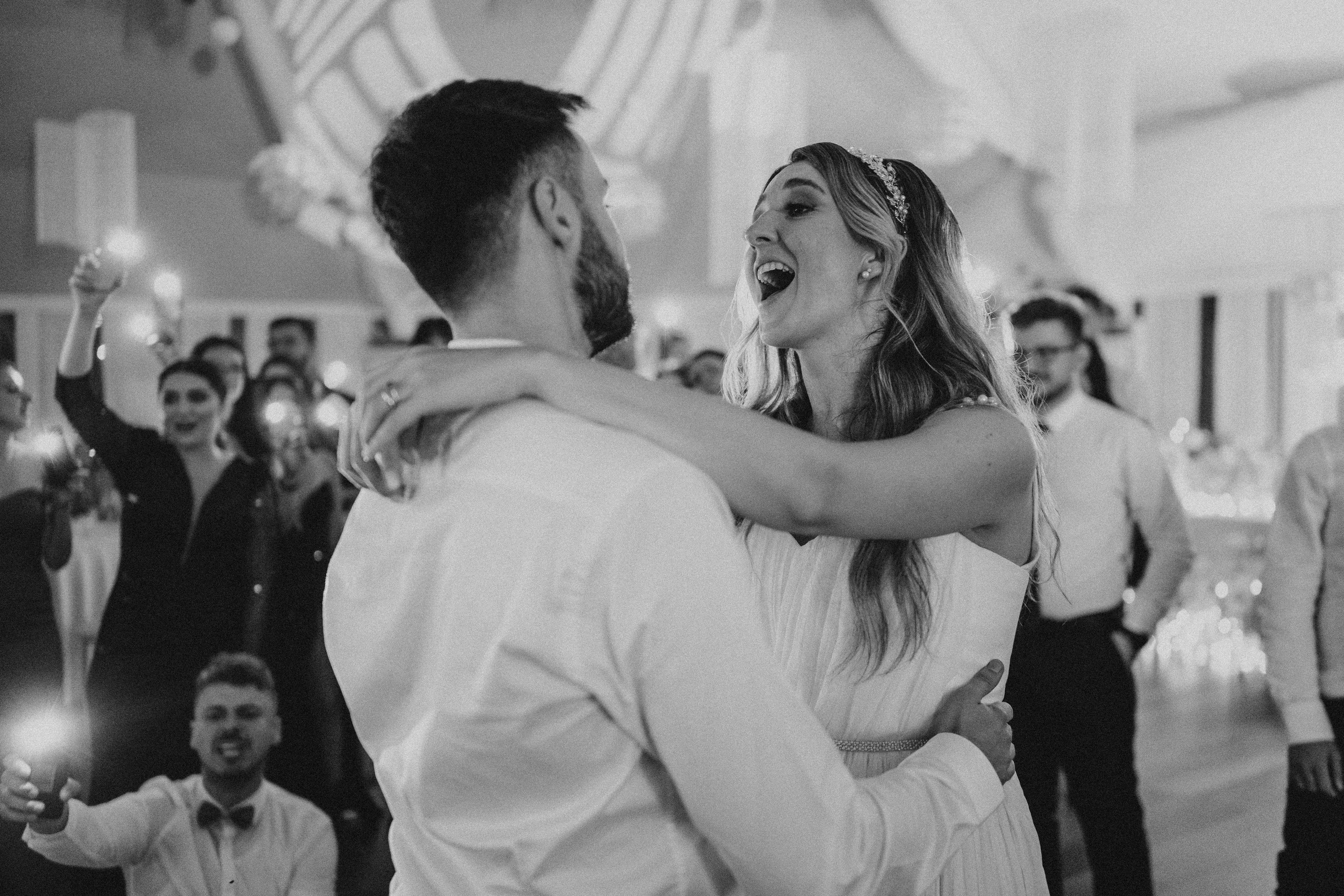Madalina + Cosmin | Wedding day. Proud Vision Weddings | Wedding Photography & Film — Servicii profesionale Foto Video Nunta Iasi