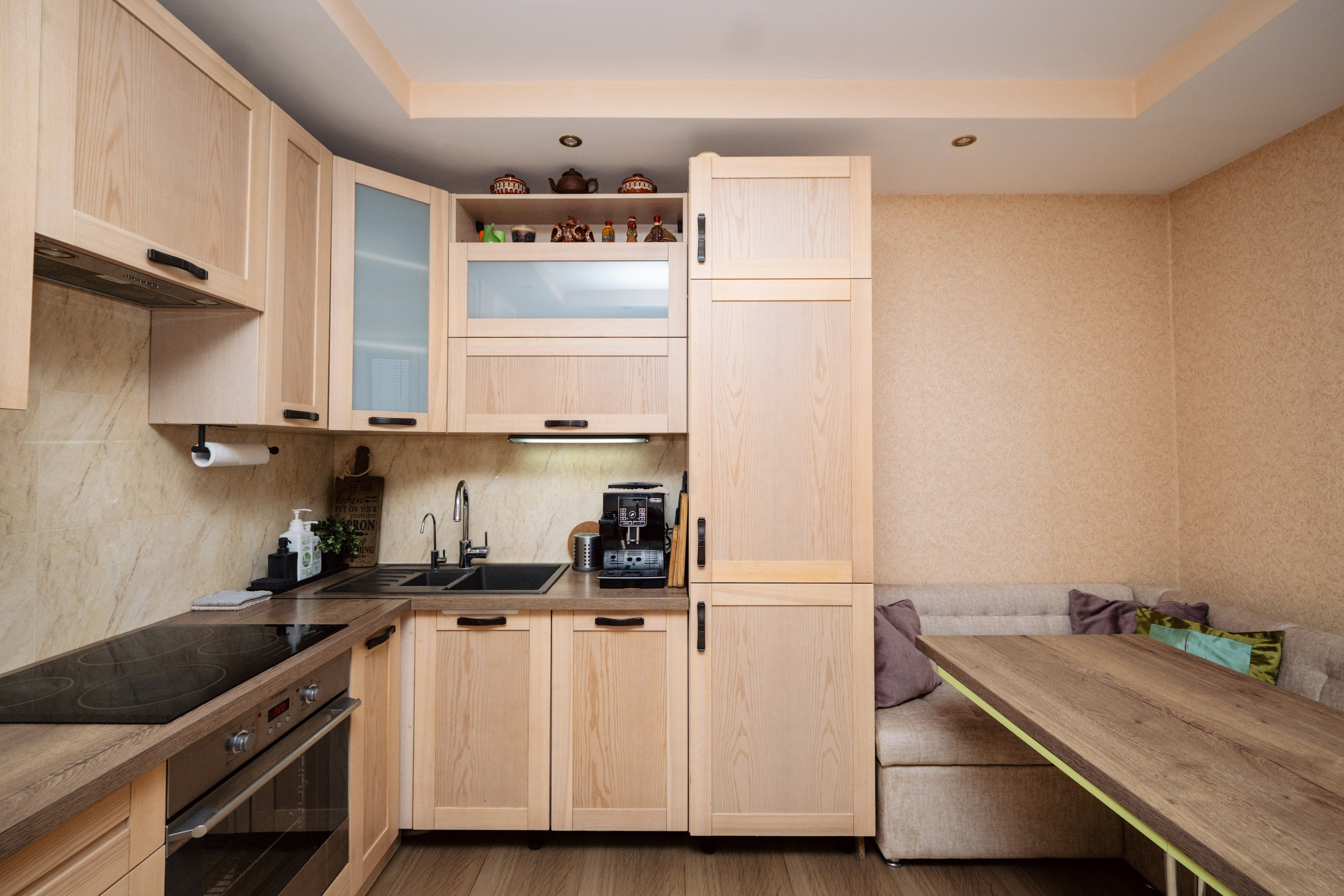 Jasne mieszkanie z balkonem. Fotograf nieruchomości