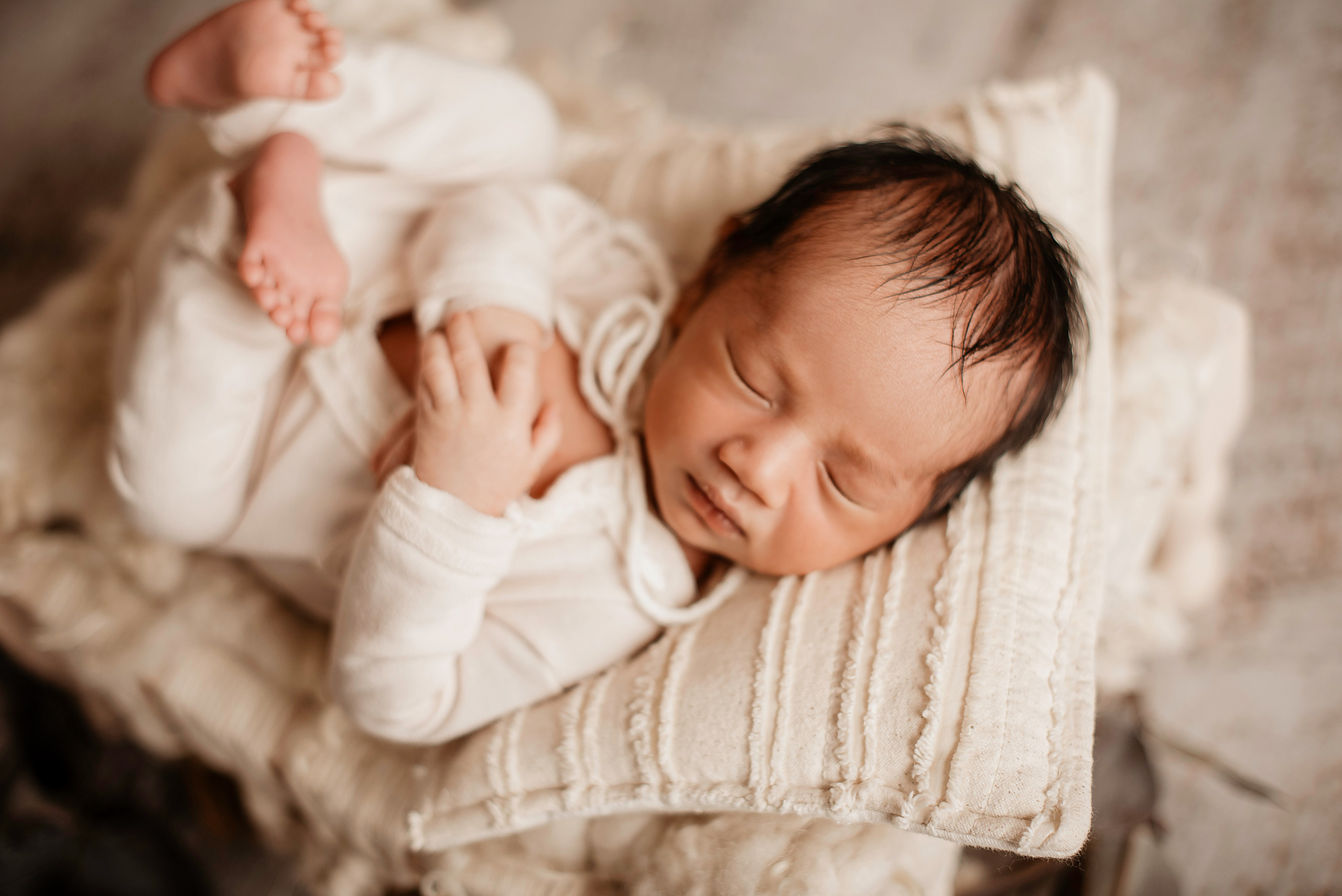 SHAWN. Newborn, pregnancy, family photographer in New Jersey