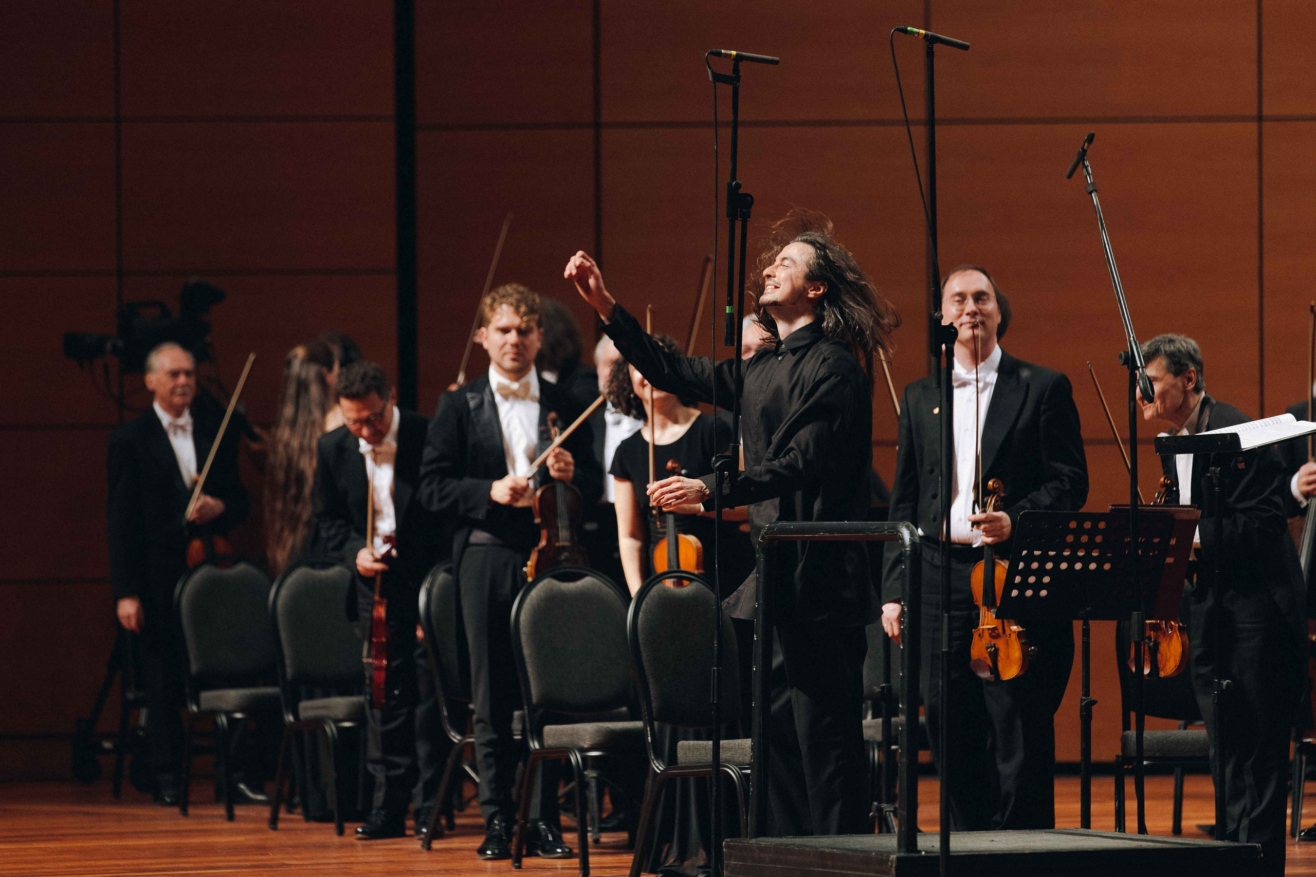 The Tchaikovsky Academic Grand Symphony Orchestra in Istanbul. Wedding&Event photographer Ismail Rzayev in Baku