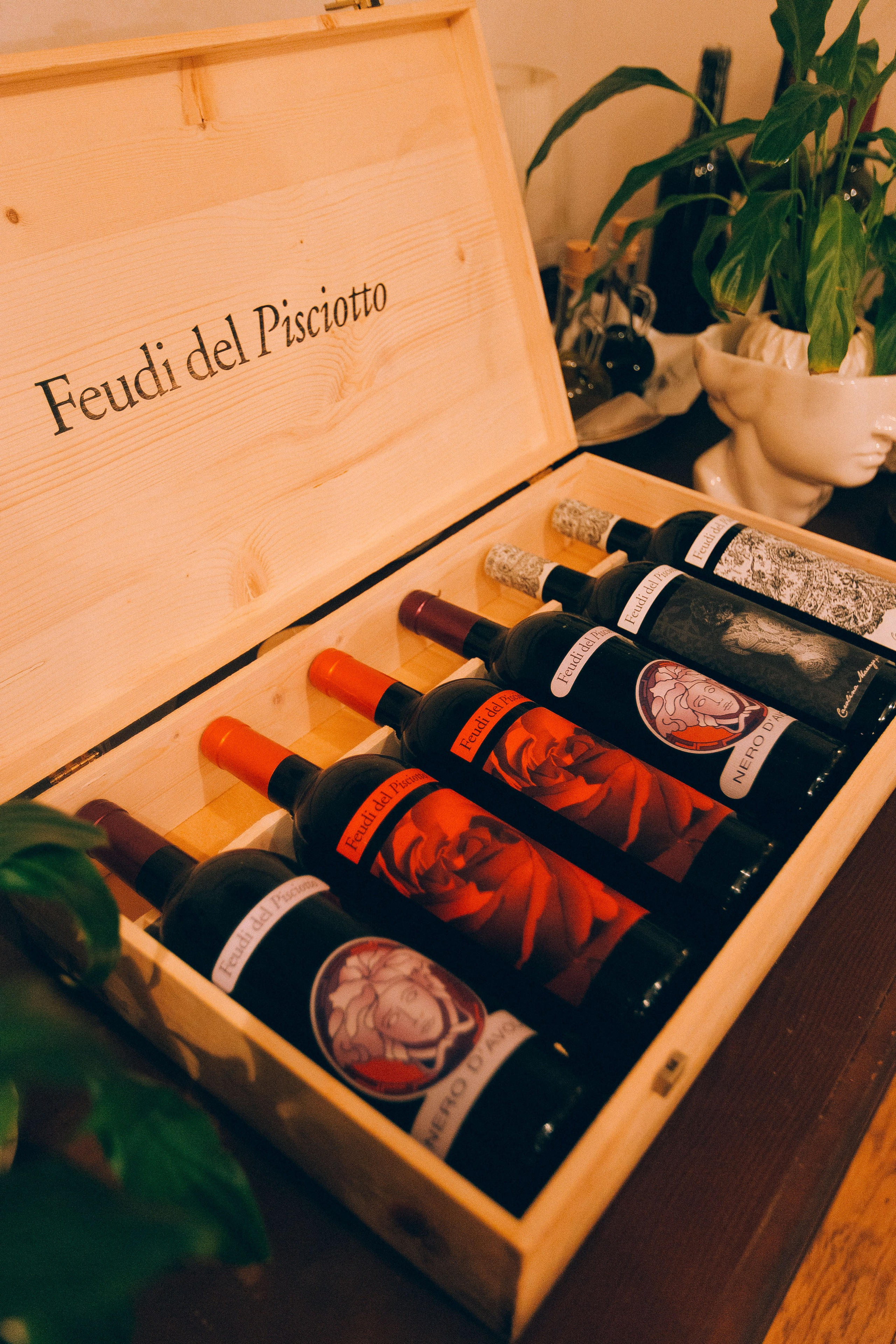 CIGAR CLUB. Wedding&Event photographer Ismail Rzayev in Baku