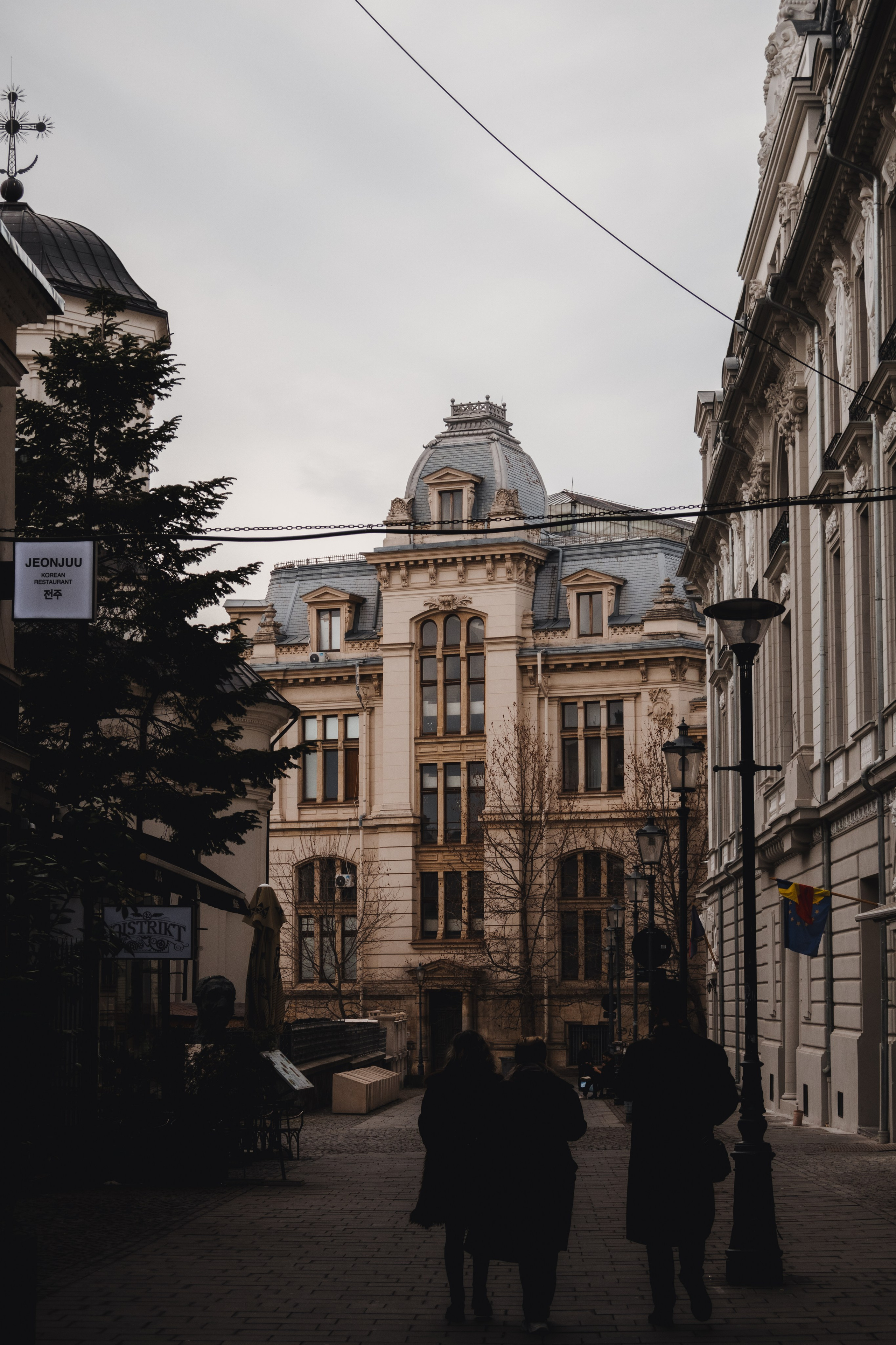 Bucharest. Дизайнер и Фотограф в Кишинёве Бусуйок Станислав