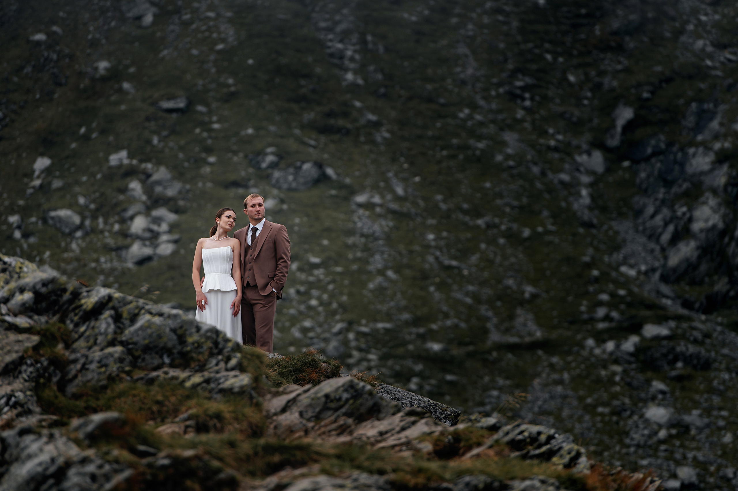 Lacul Bâlea, România. Victoria & Grigorie. Wedding photographer from Moldova Alexey Chipchiu