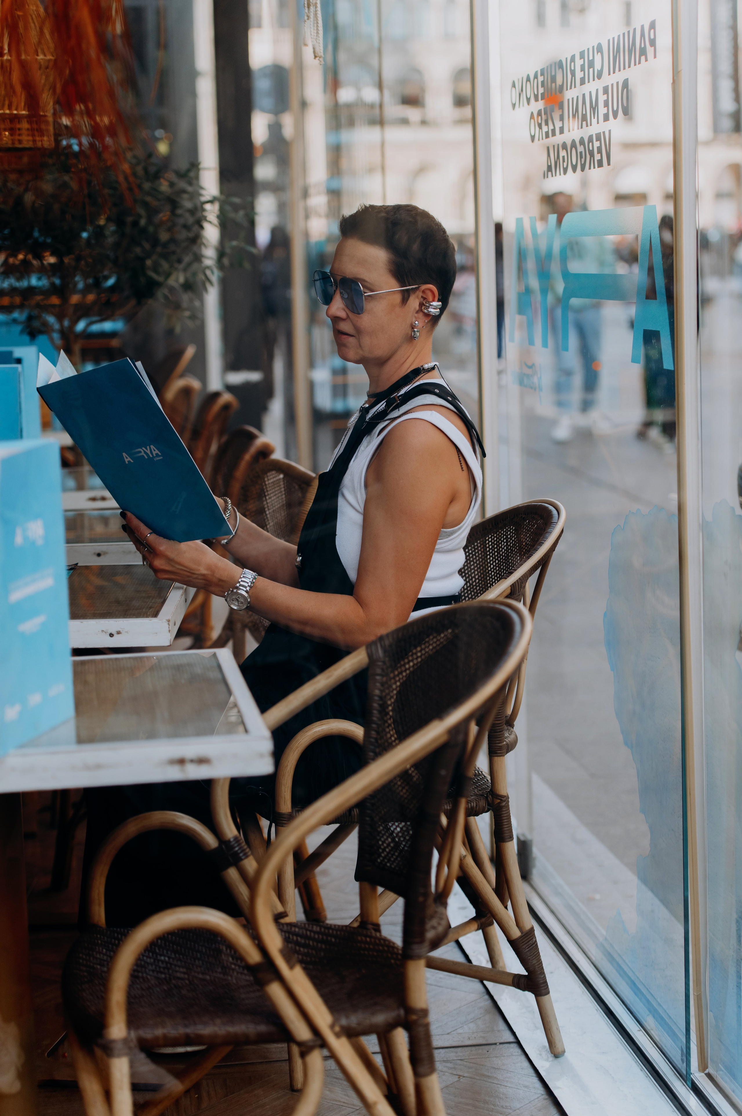 Milan, Autumn 🍂, Julia. Wedding photographer from Moldova Alexey Chipchiu