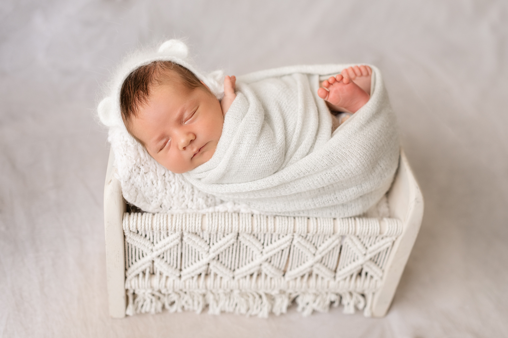 ניו בורן. צילומי הריון, ניו בורן, גיל שנה בראשון לציון -Jenya Rosso Photography