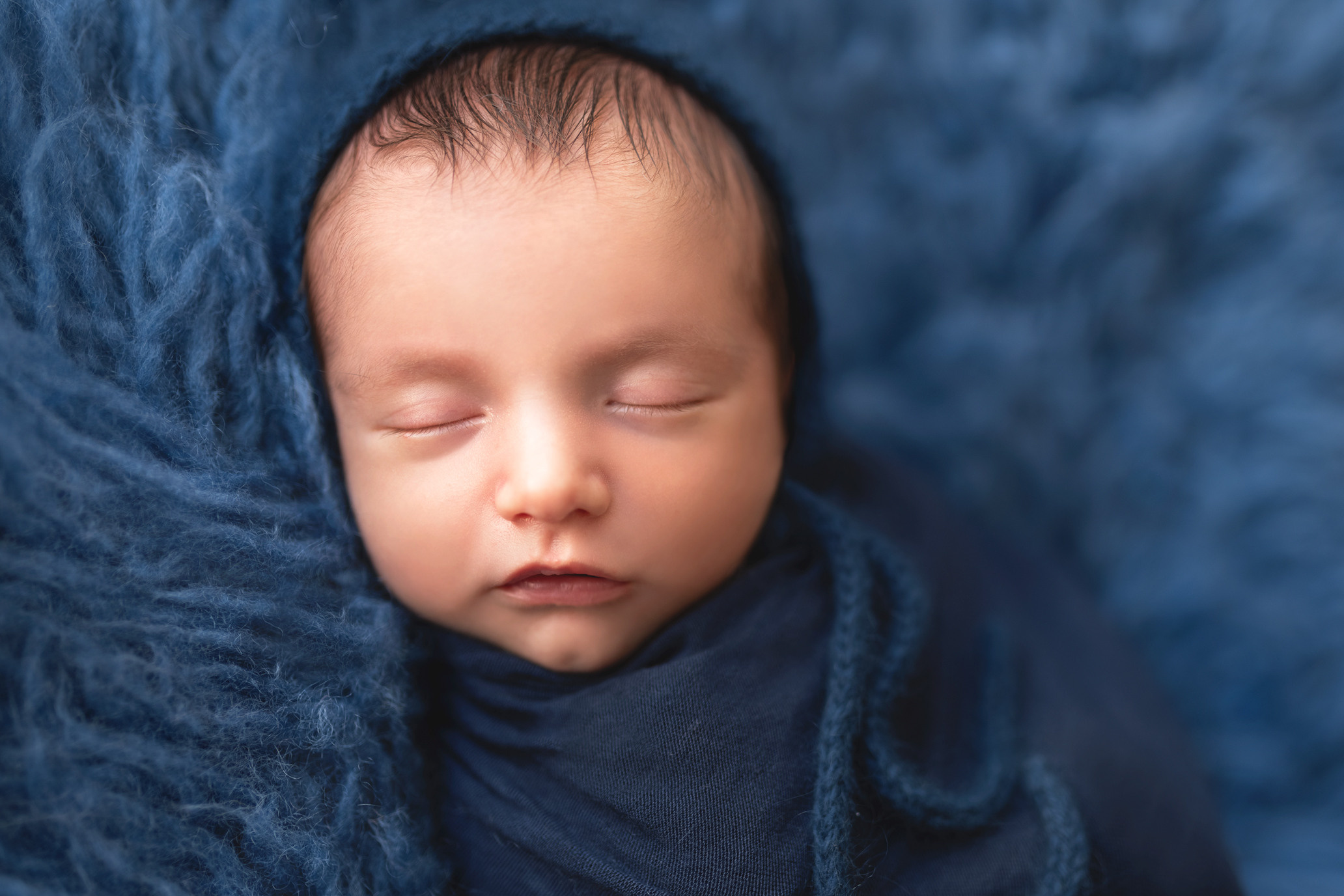 ניו בורן. צילומי הריון, ניו בורן, גיל שנה בראשון לציון -Jenya Rosso Photography